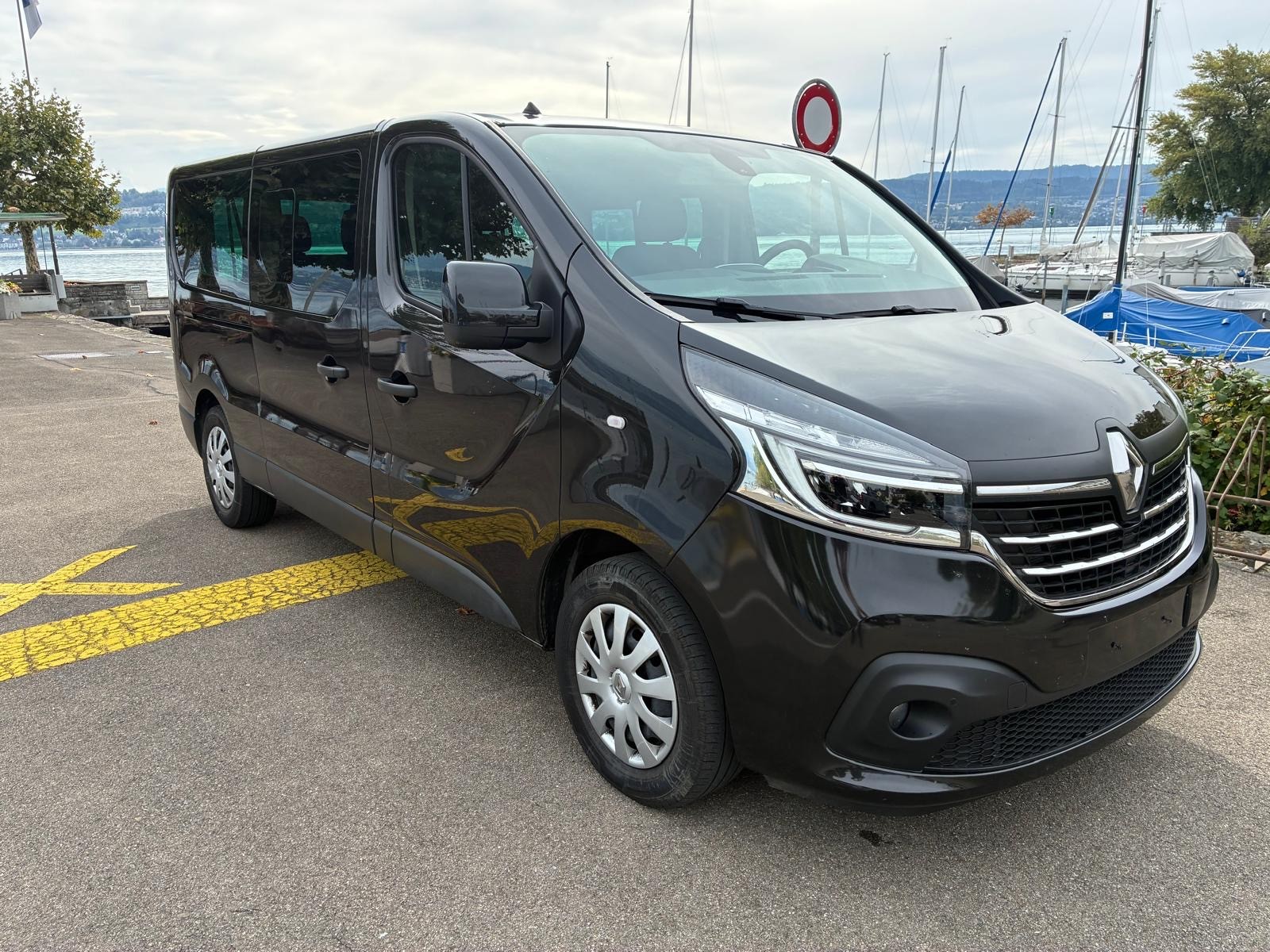 RENAULT Trafic Blue dCi 170 EDC Grand Spaceclass-image-1