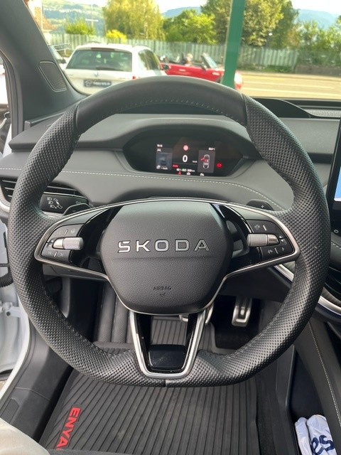 SKODA Enyaq 85x Sportline 4x4-image-7
