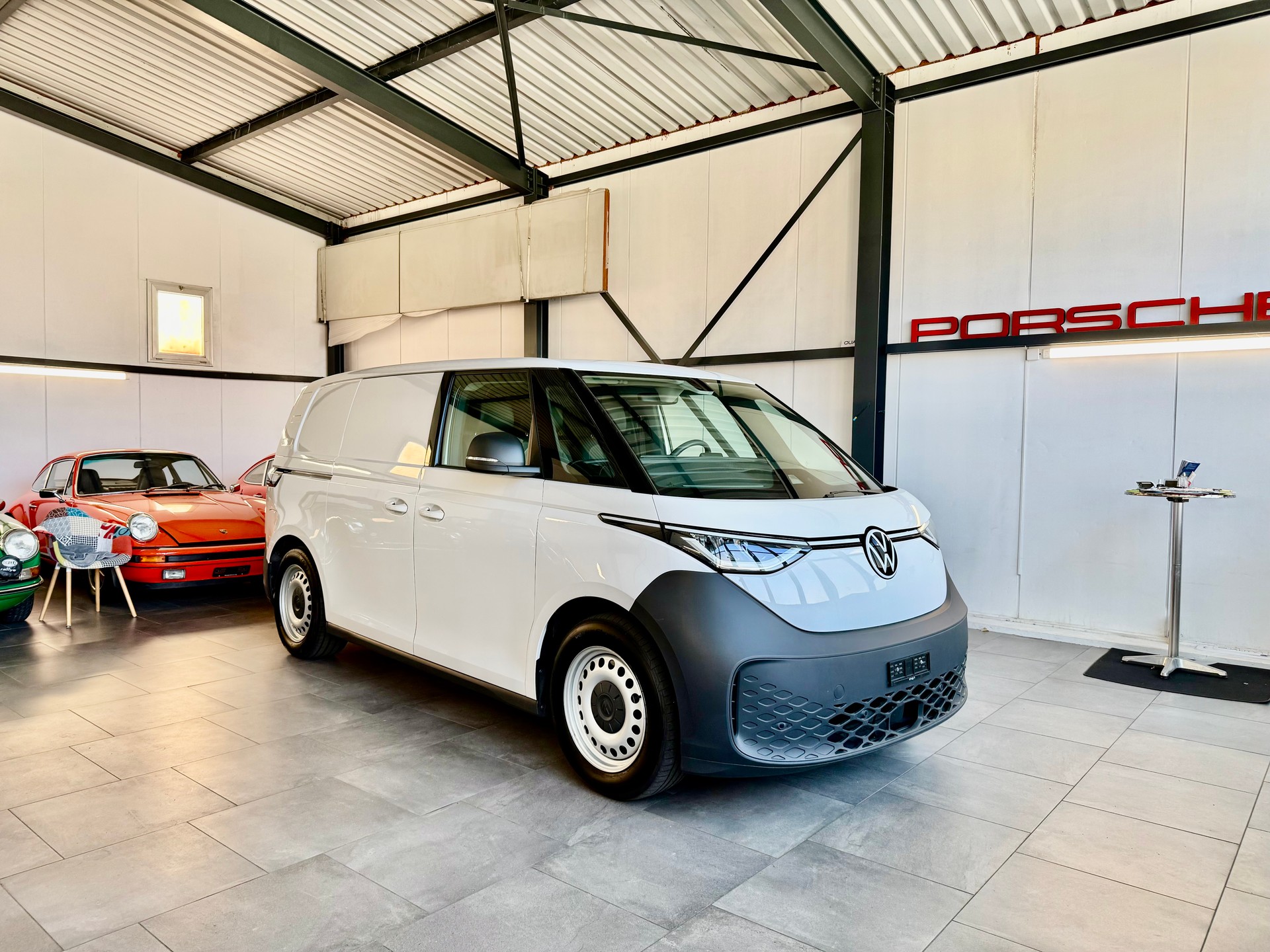 VW ID. Buzz Cargo 77 kWh Pro – 204PS / AHK-image-0