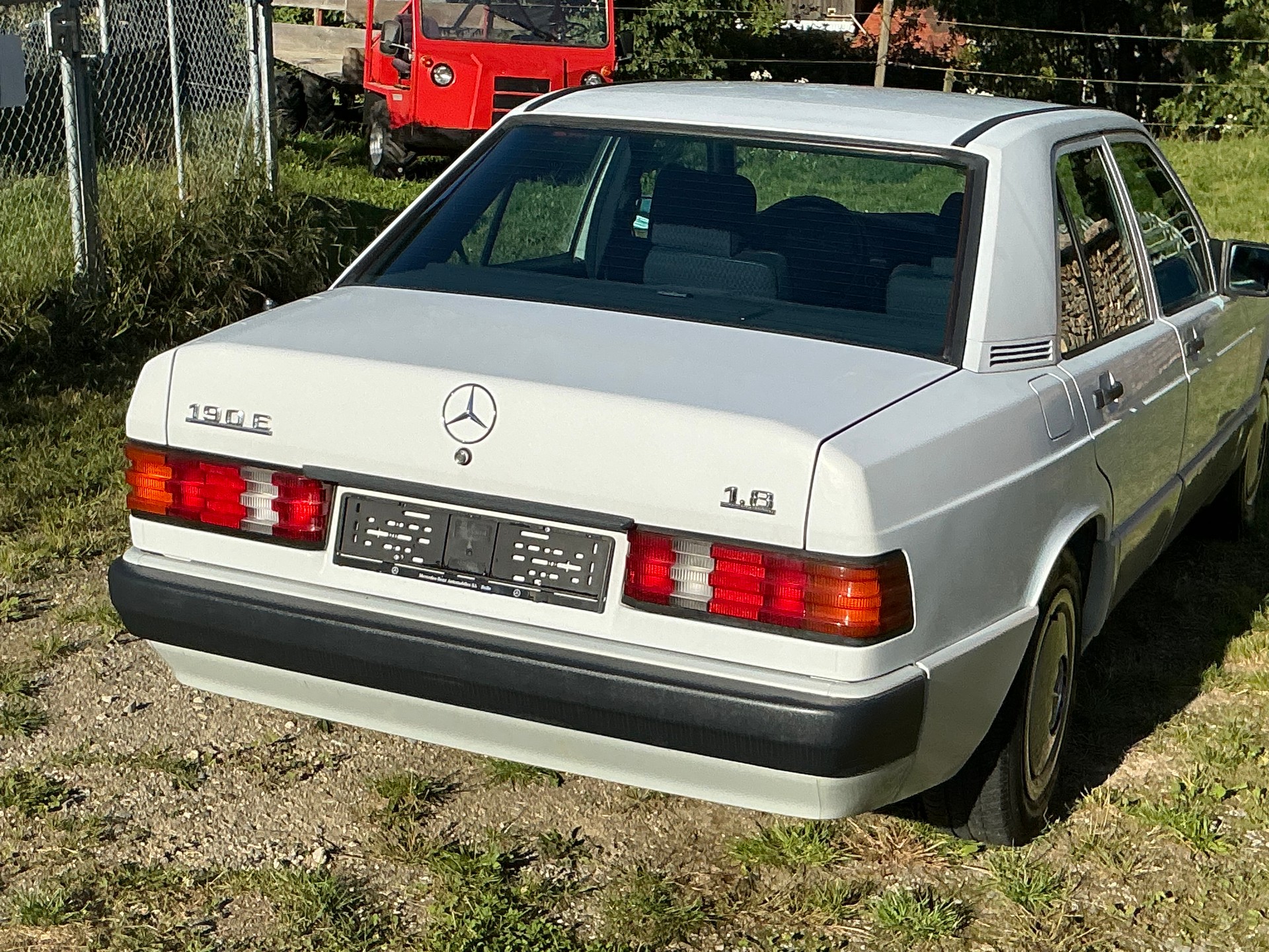 MERCEDES-BENZ 190 E 1.8-image-12