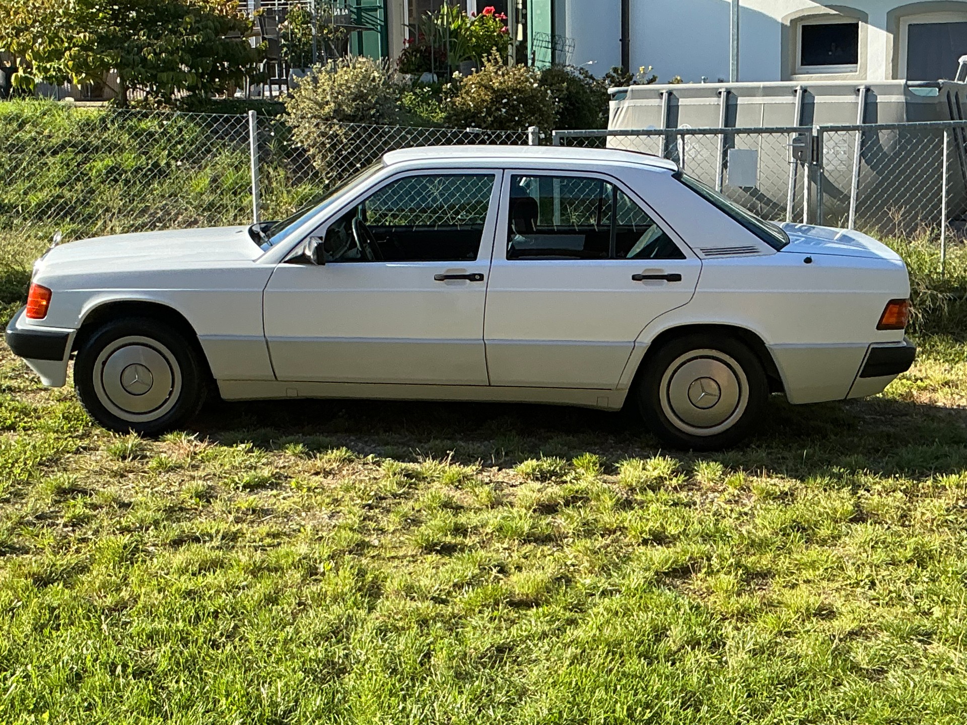 MERCEDES-BENZ 190 E 1.8-image-13