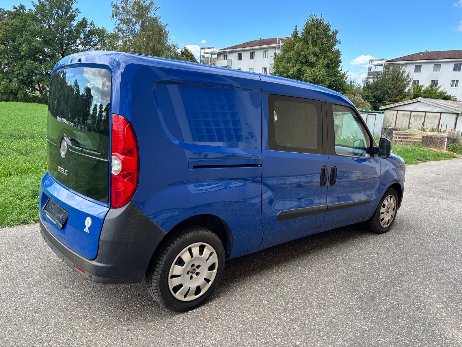 FIAT DOBLO-image-6