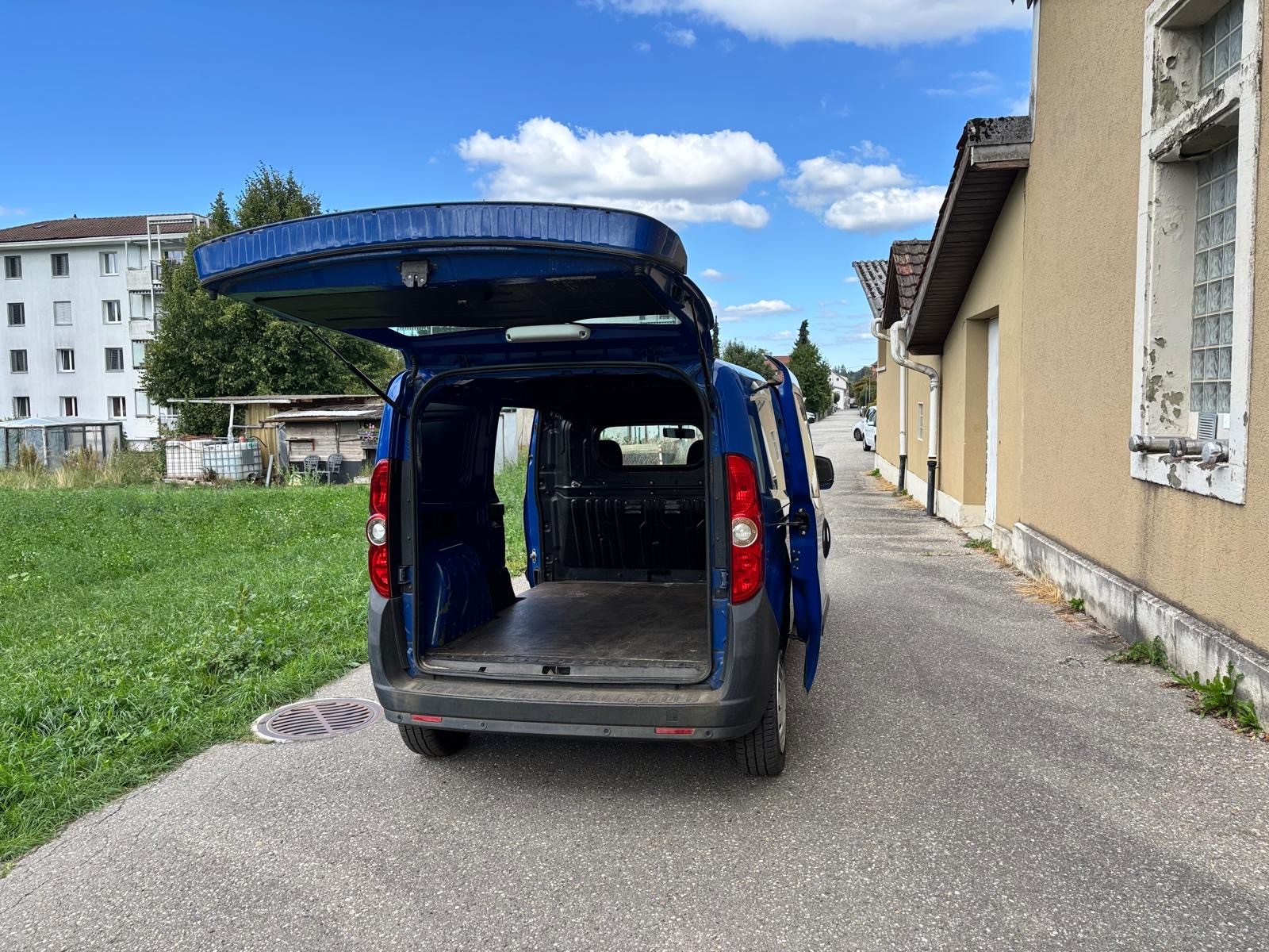FIAT DOBLO-image-13