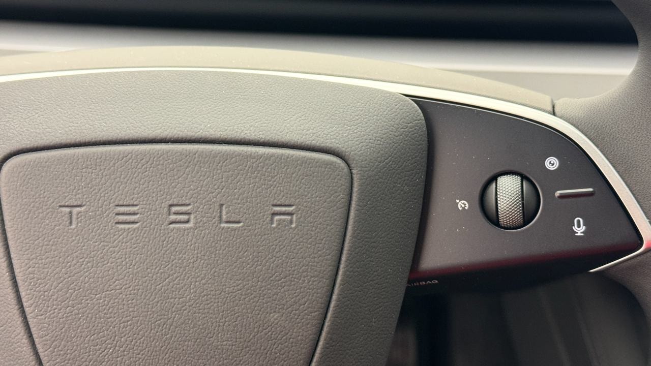 TESLA Model 3 Long Range Dual Motor AWD-image-9