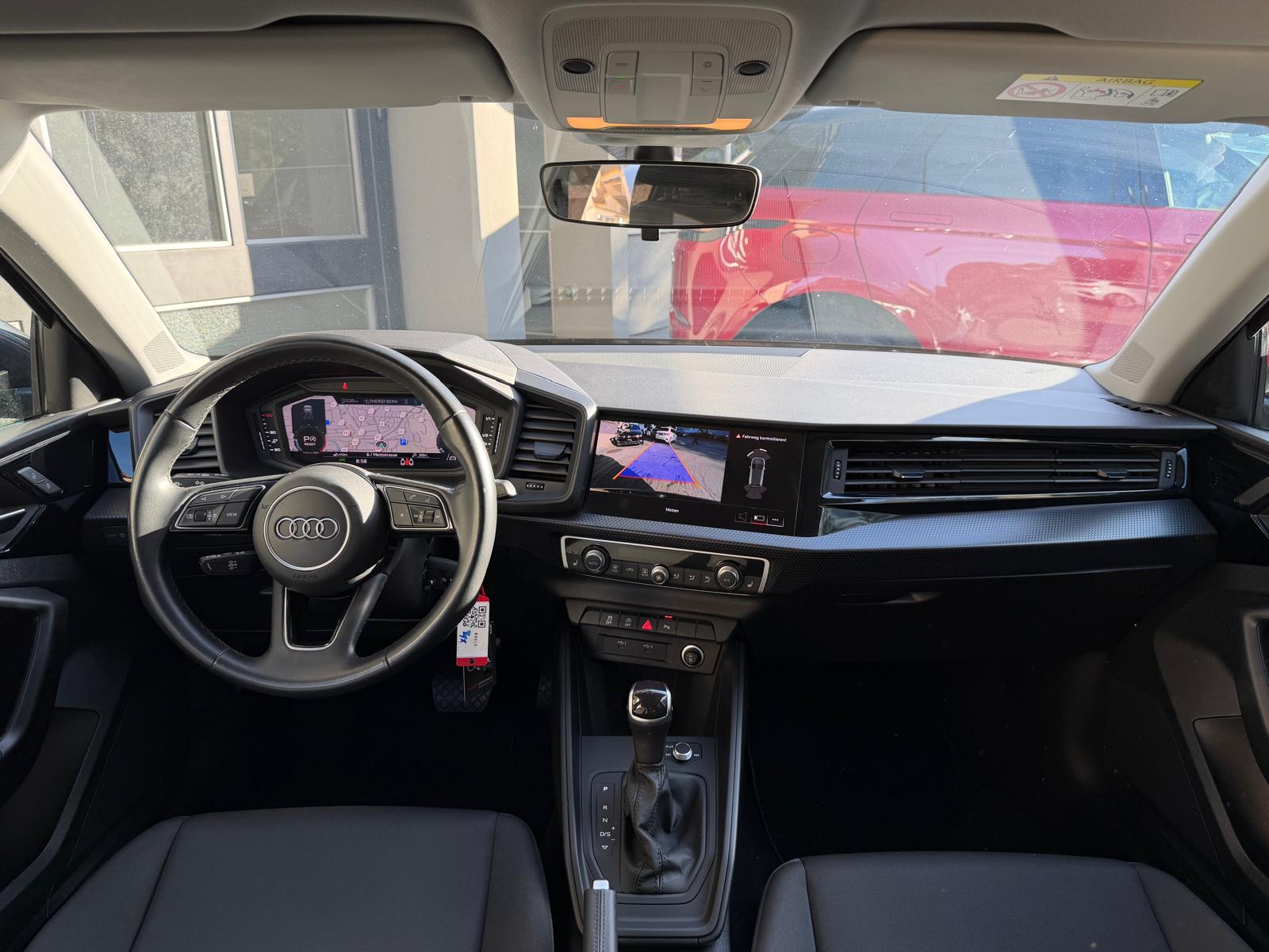 AUDI A1 Sportback 1.0 30 TFSI Attraction S-Tronic-image-6