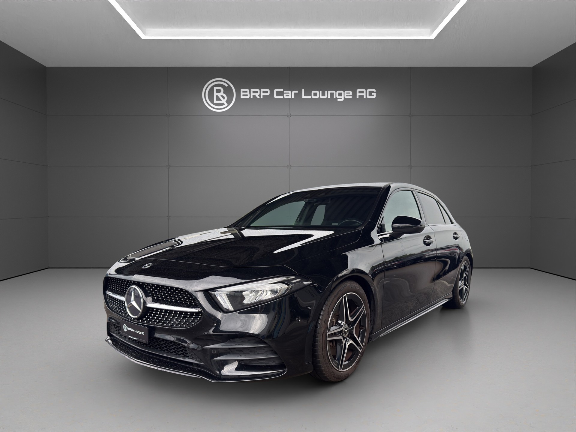 MERCEDES-BENZ A 250 AMG Line 7G-DCT-image-1