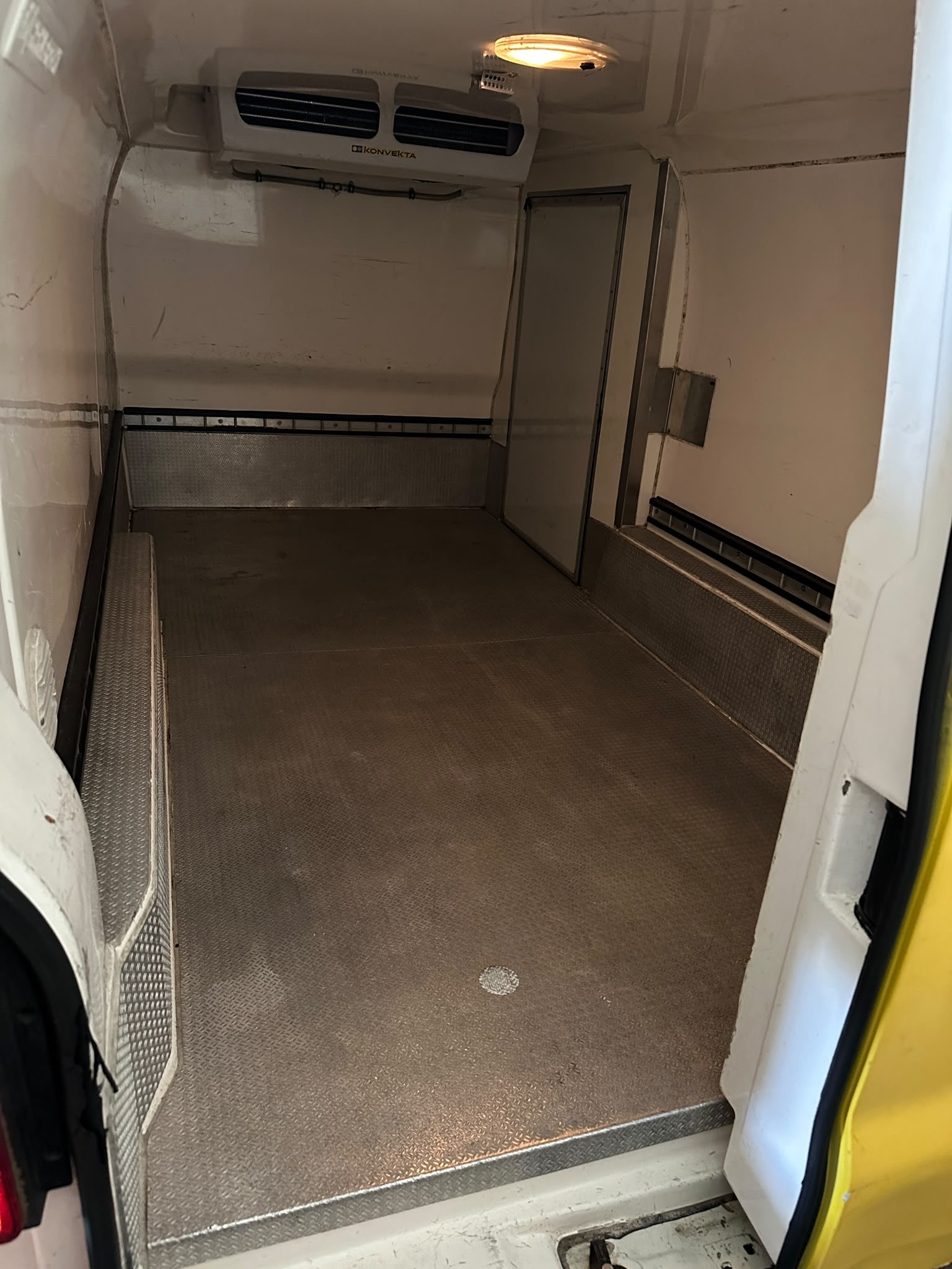VW T5 1.9 TDI PD-image-4