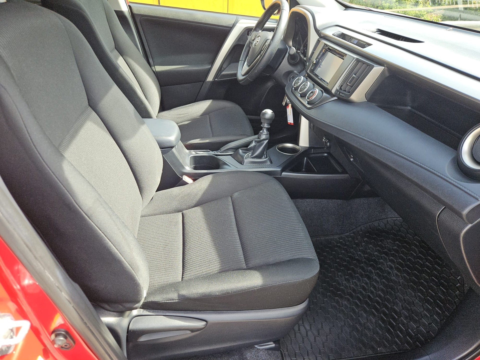 TOYOTA RAV-4 2.0 16V Luna-image-6