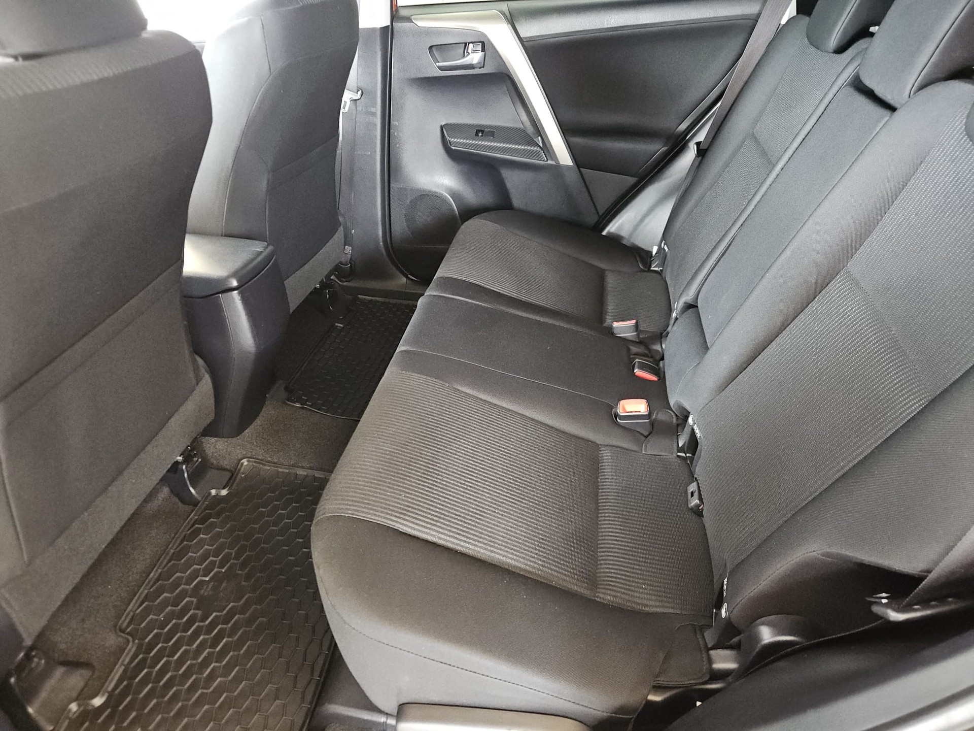 TOYOTA RAV-4 2.0 16V Luna-image-8