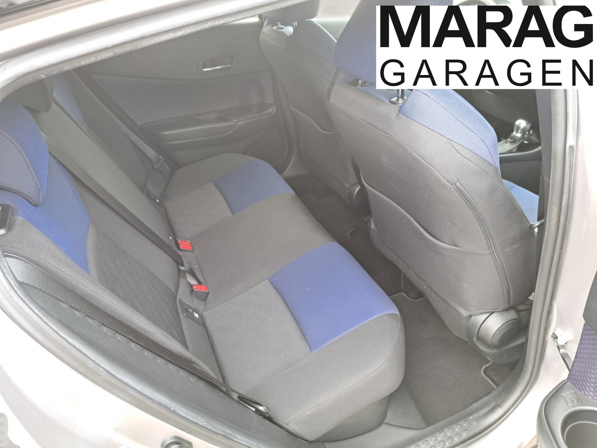 TOYOTA C-HR 1.8 HSD Style CVT-image-4