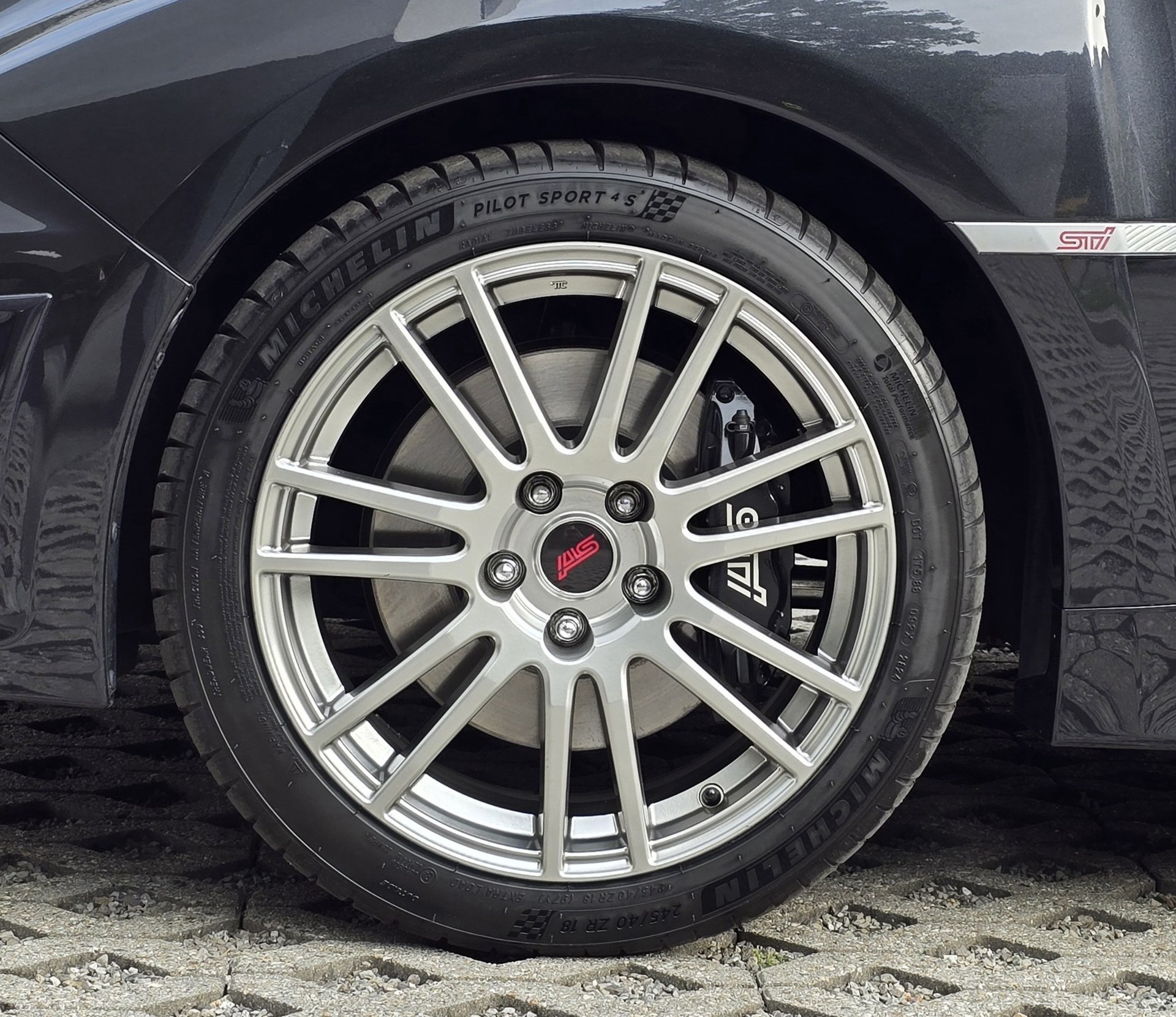 SUBARU IMPREZA WRX STI-image-7