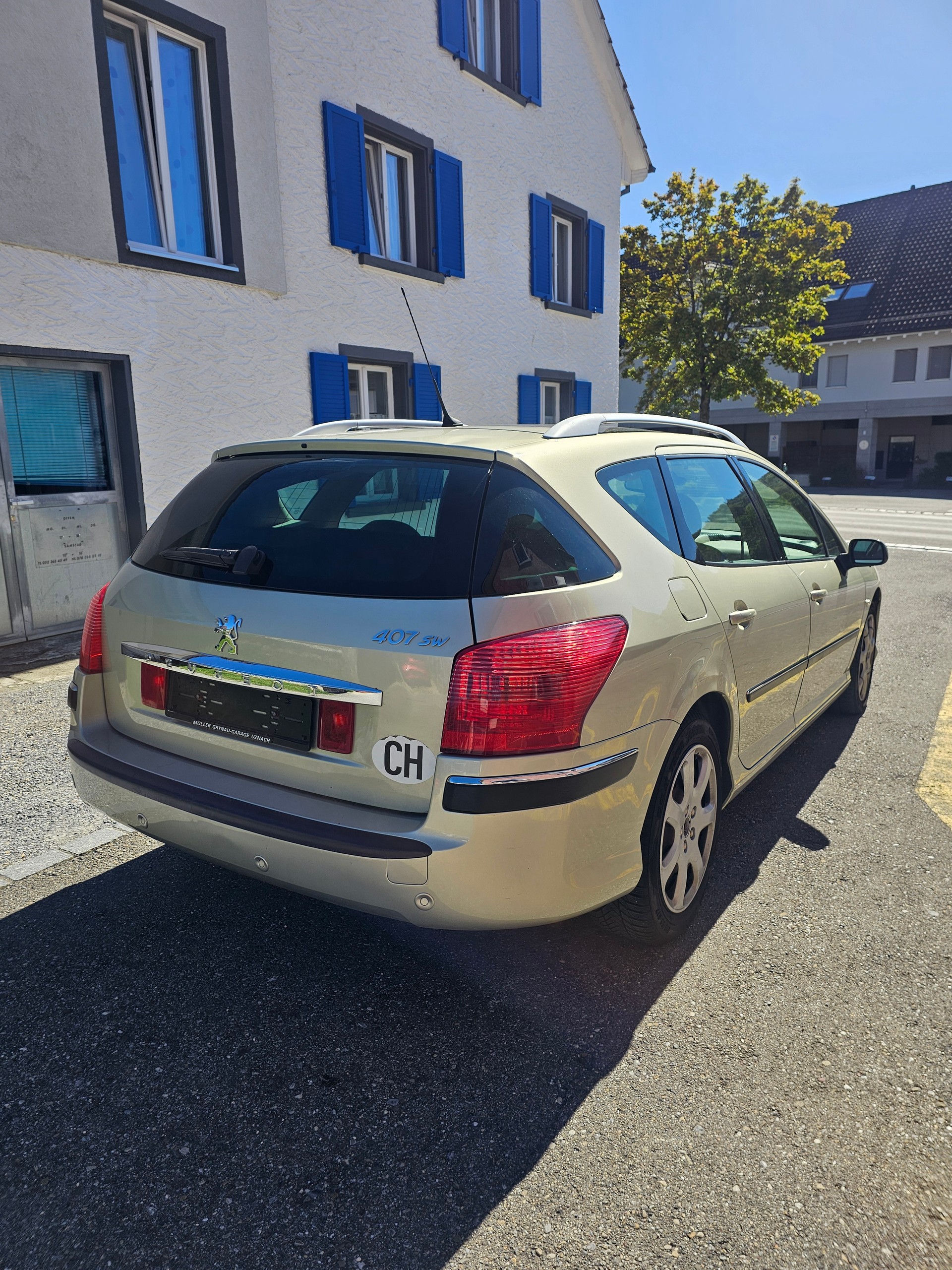 PEUGEOT 407 SW 3.0 SV Executive Automatic-image-2