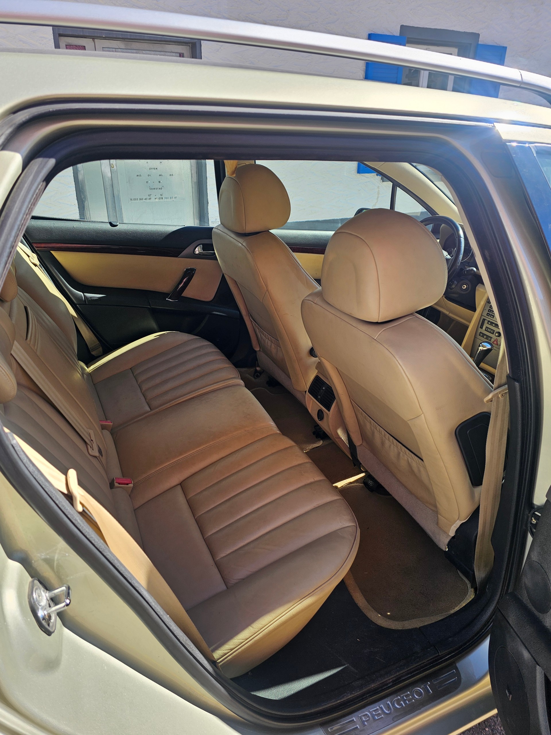 PEUGEOT 407 SW 3.0 SV Executive Automatic-image-6