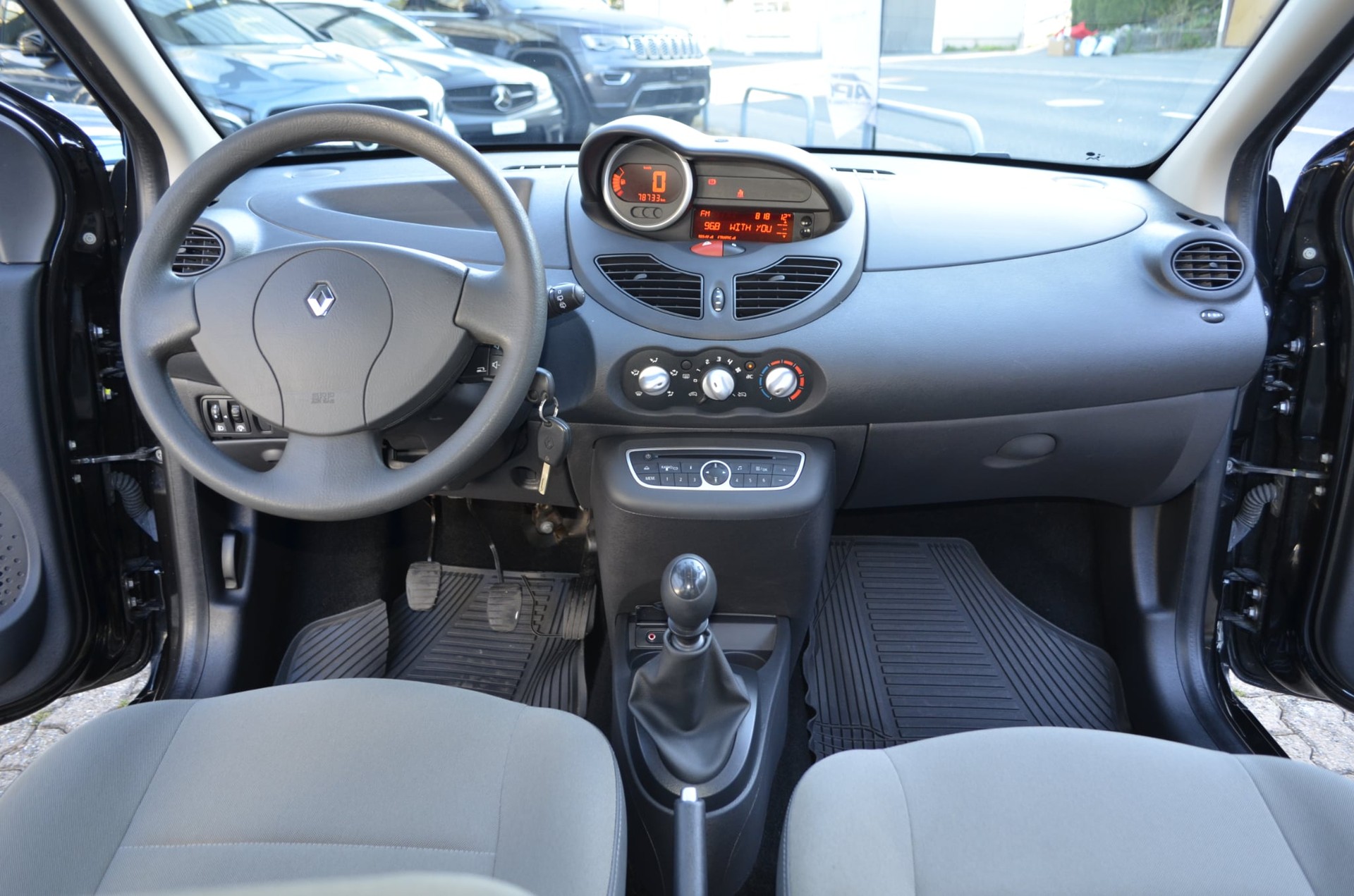 RENAULT Twingo 1.2 16V Expression-image-6