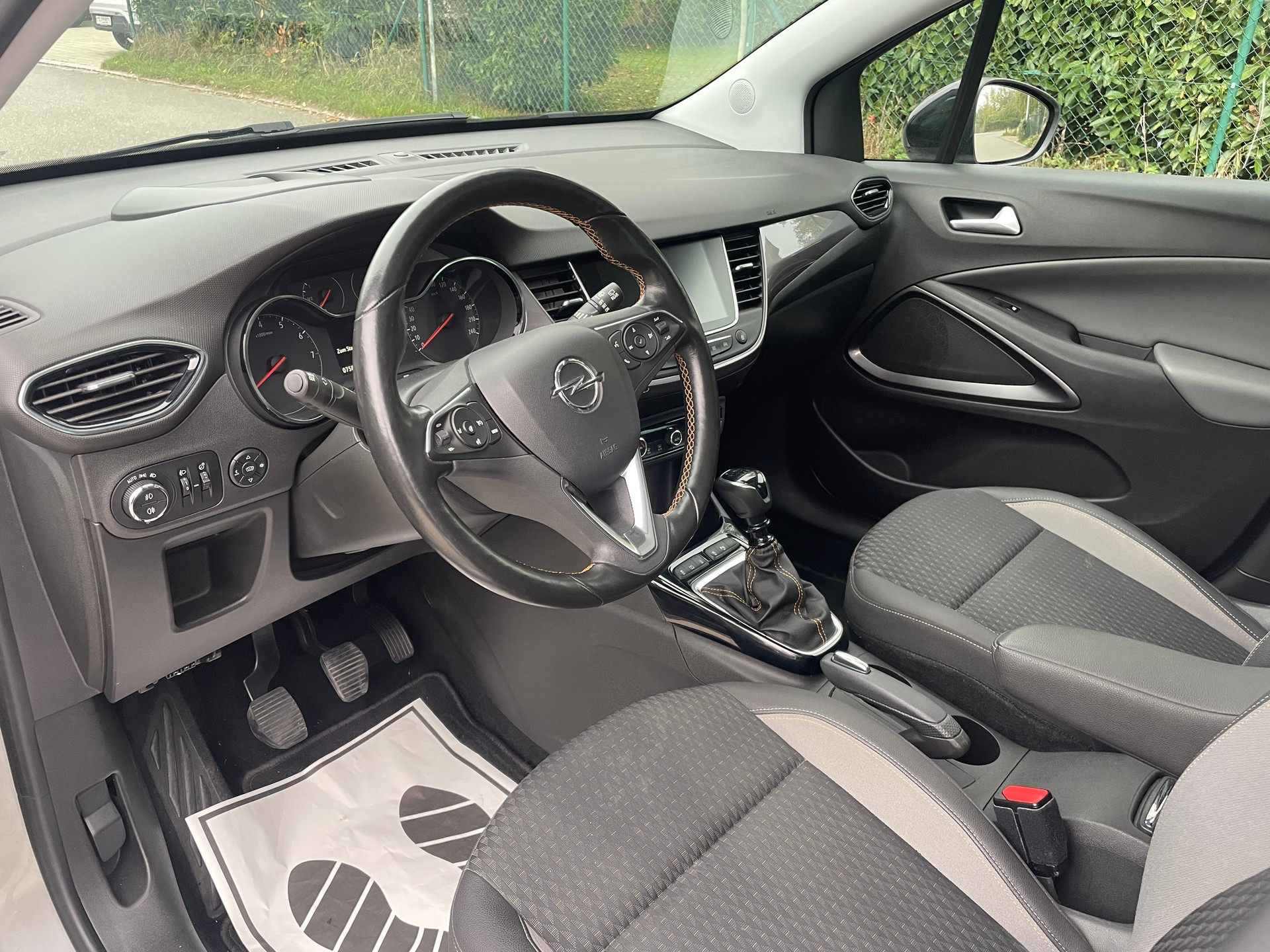 OPEL Crossland X 1.2i TP Excellence-image-9