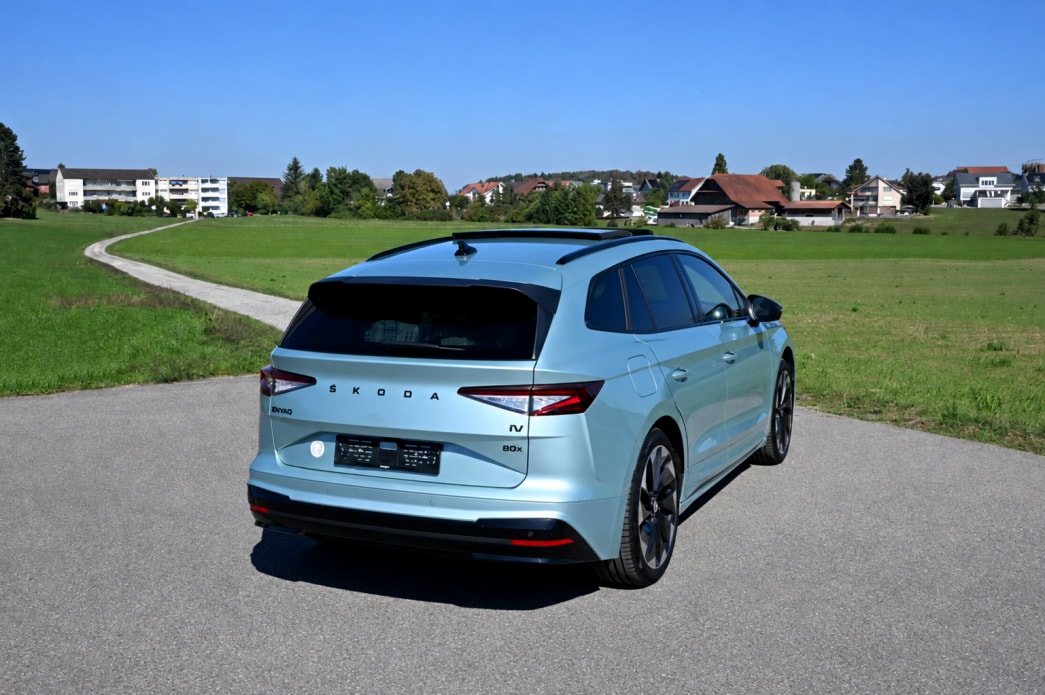 SKODA Enyaq iV 80x SportLine-image-2