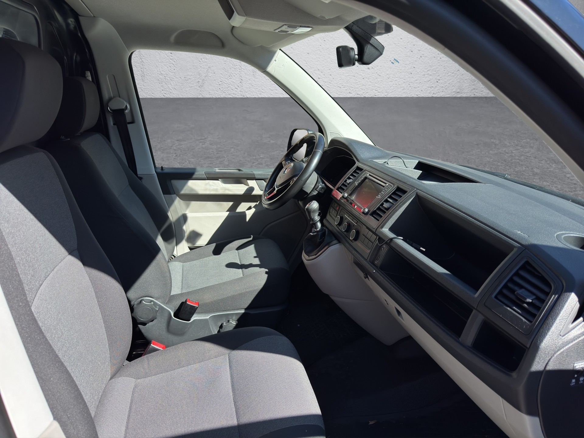 VW T6 2.0 TDI-image-10