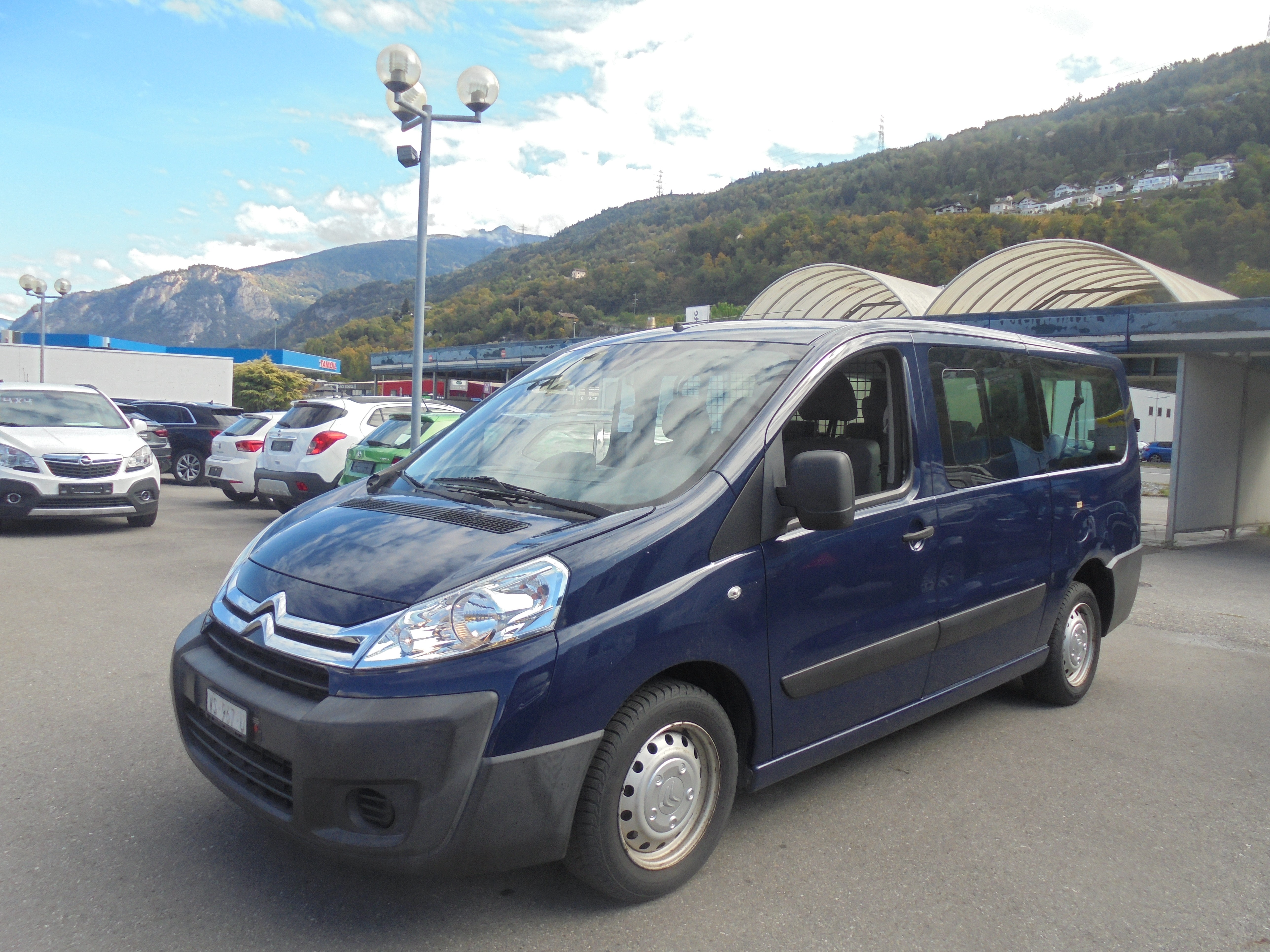 Car photo
