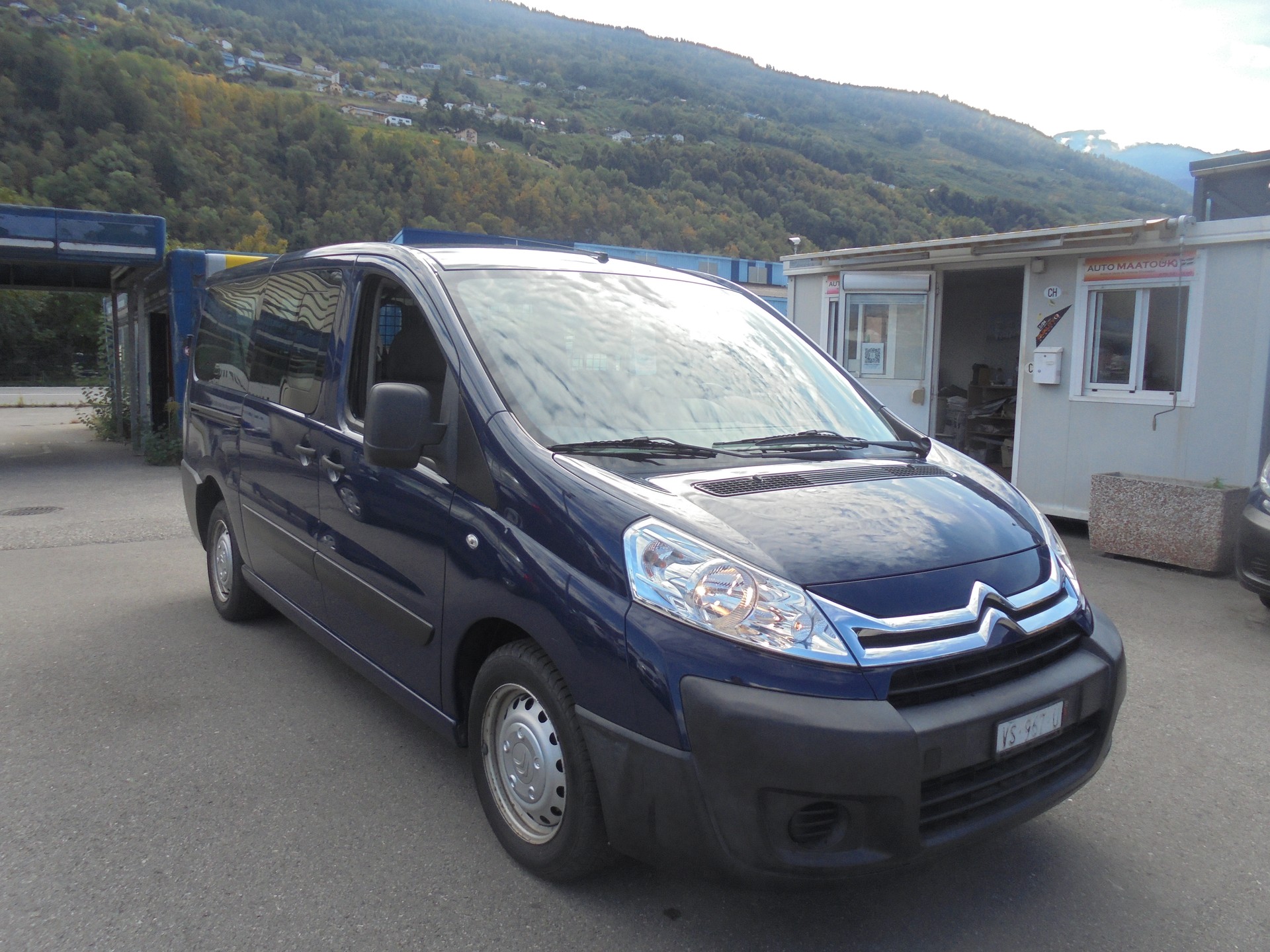 CITROEN Jumpy 2.0 HDi L2H1 Attraction-image-2