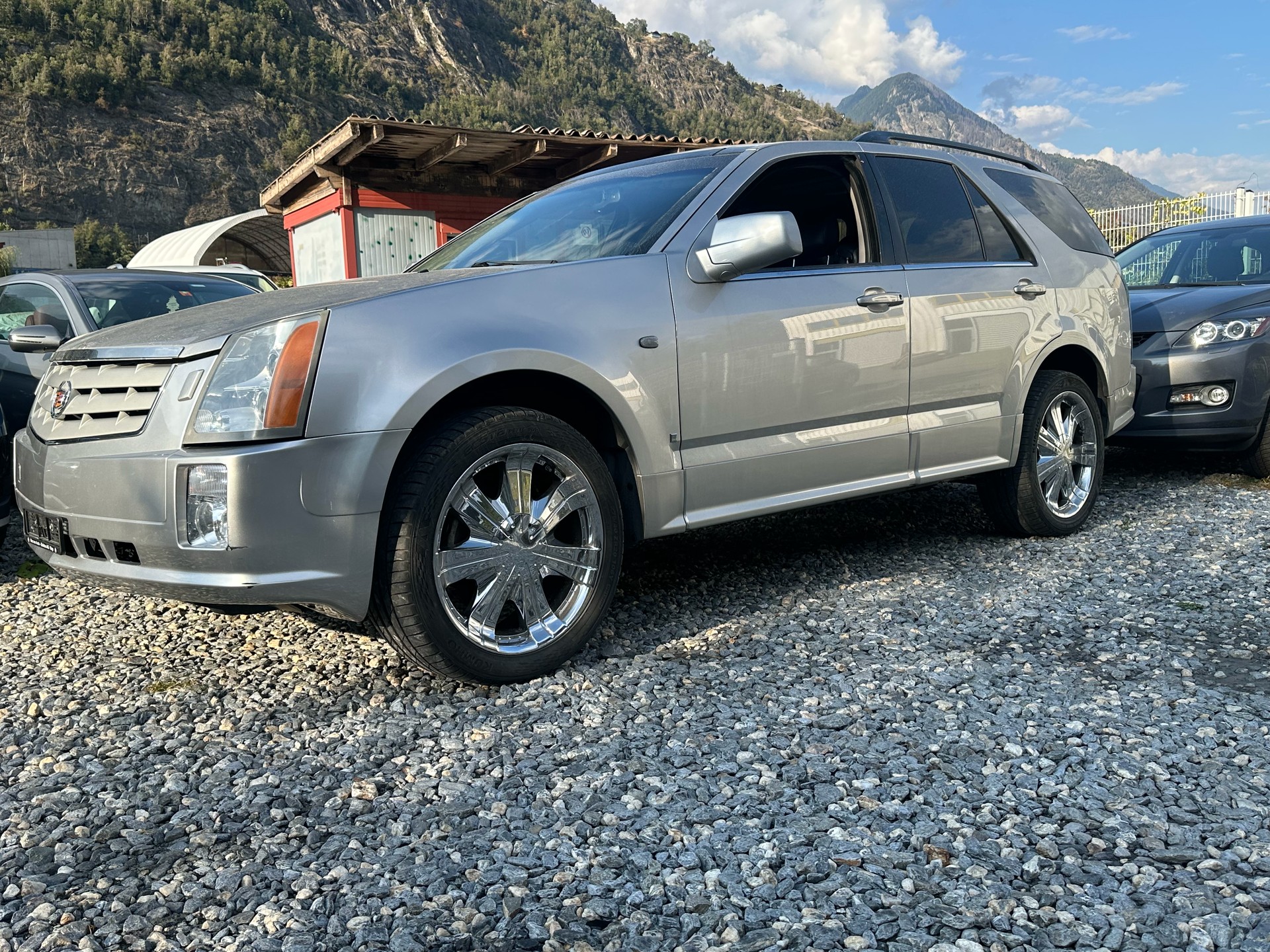 CADILLAC SRX 4.6 V8 Sport Luxury 4WD-image-8