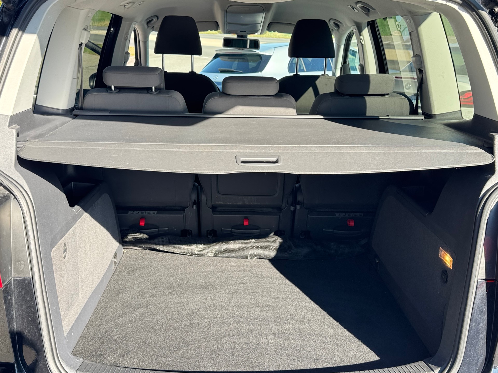VW Touran 1.4 TSI Highline-image-6