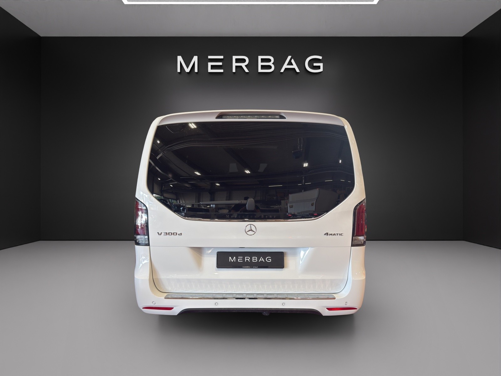 MERCEDES-BENZ V 300 d lang 4Matic Swiss Edition 9G-Tronic-image-2