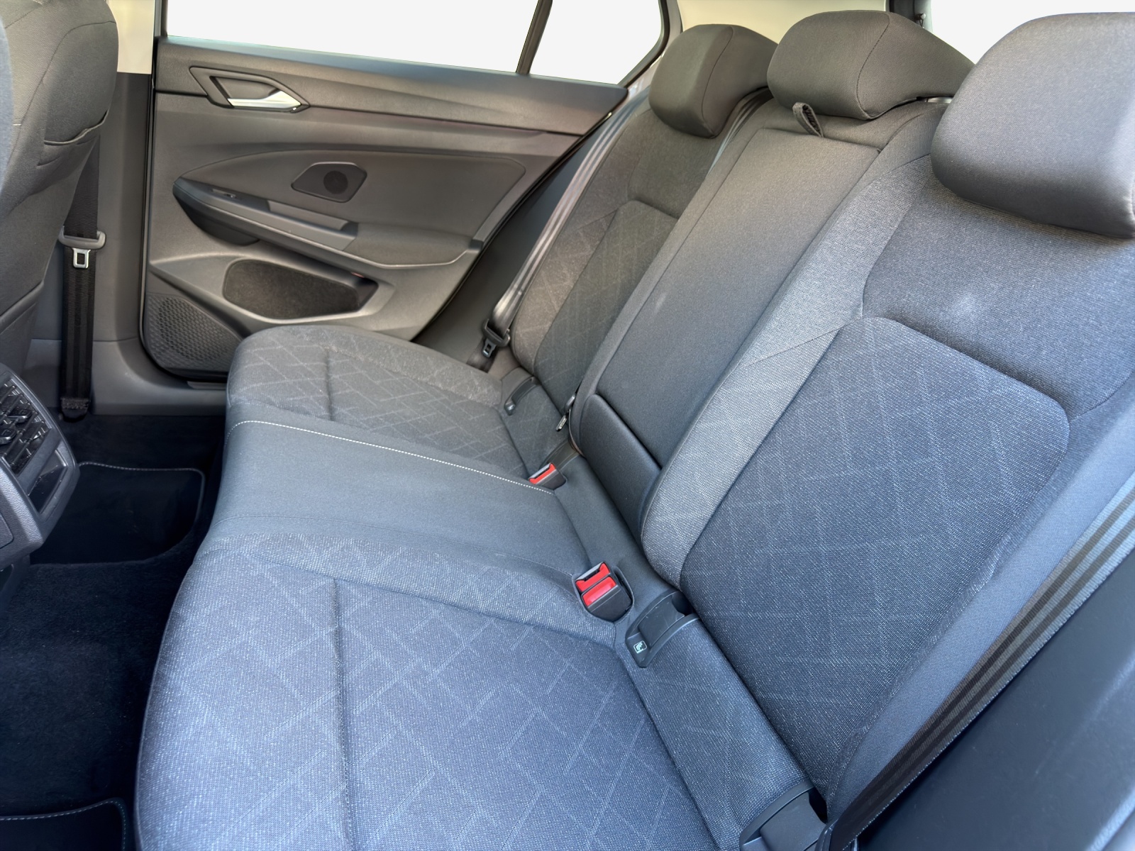 VW Golf 1.5 e TSI ACT Life DSG-image-11