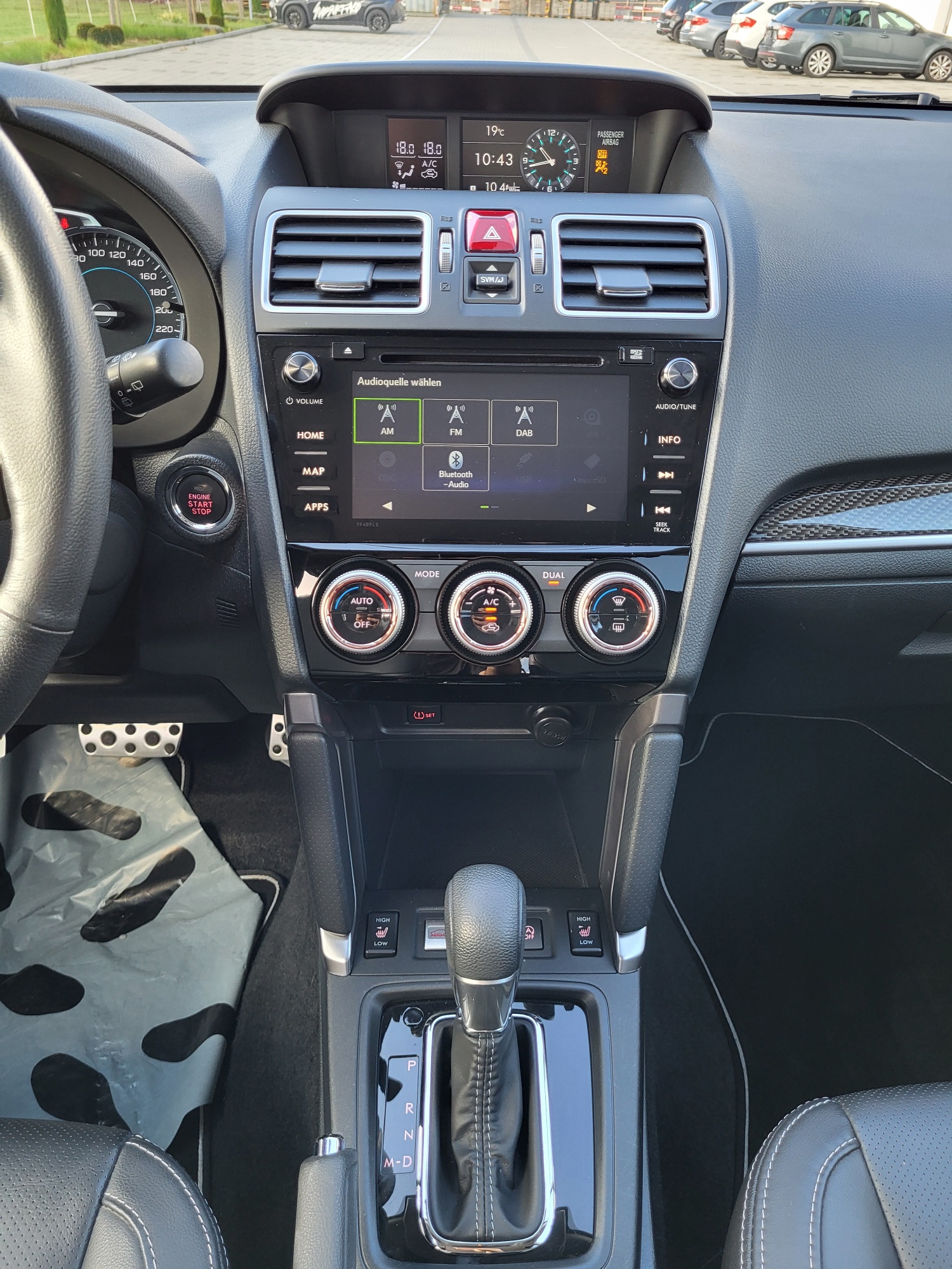 SUBARU Forester 2.0i Executive Lineartronic-image-10