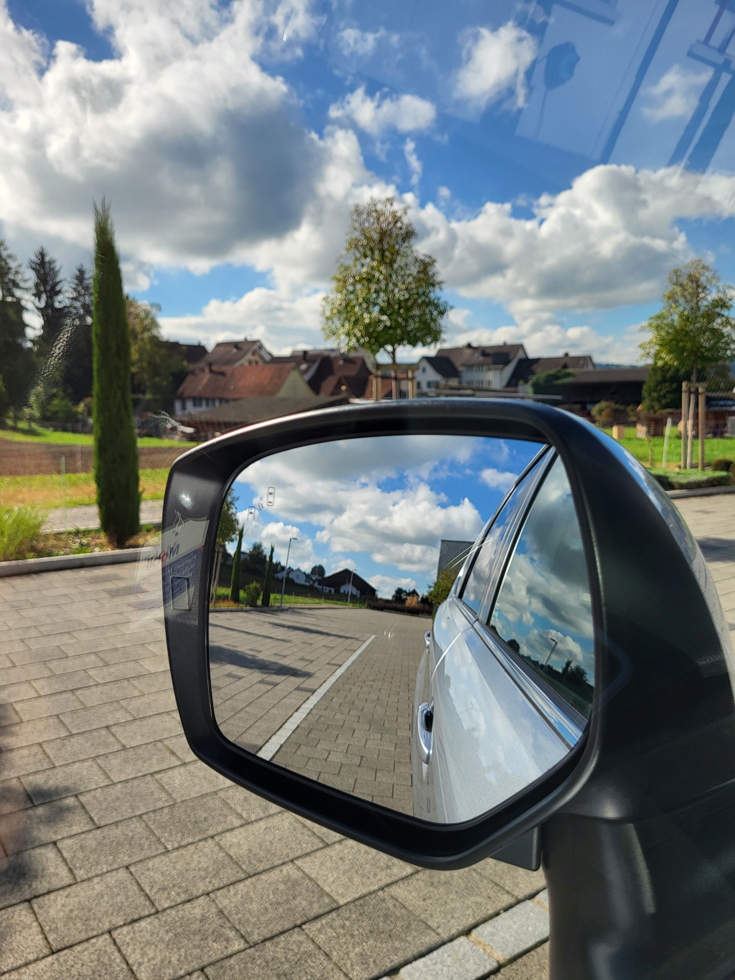 SUBARU Forester 2.0i Executive Lineartronic-image-21