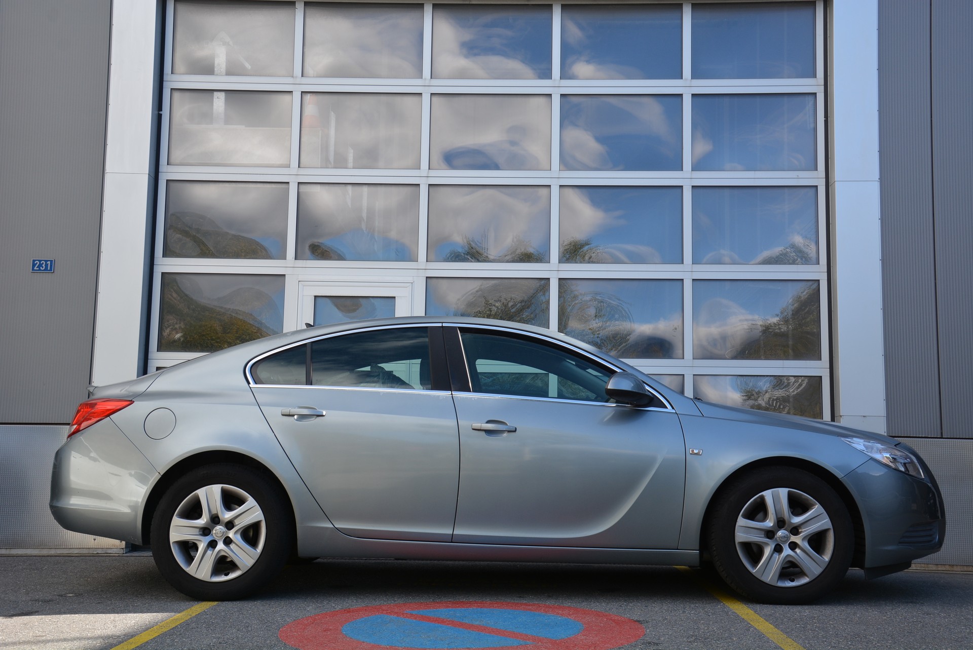 OPEL Insignia 2.0 CDTI Edition-image-3
