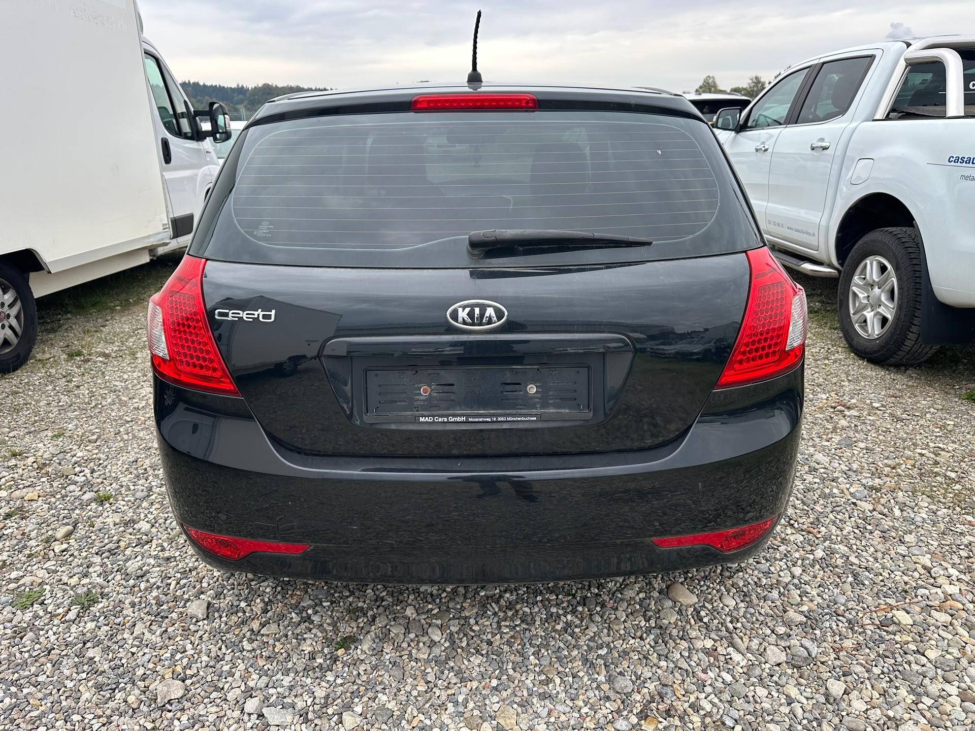 KIA Cee'd 1.6 CRDi Trend-image-4