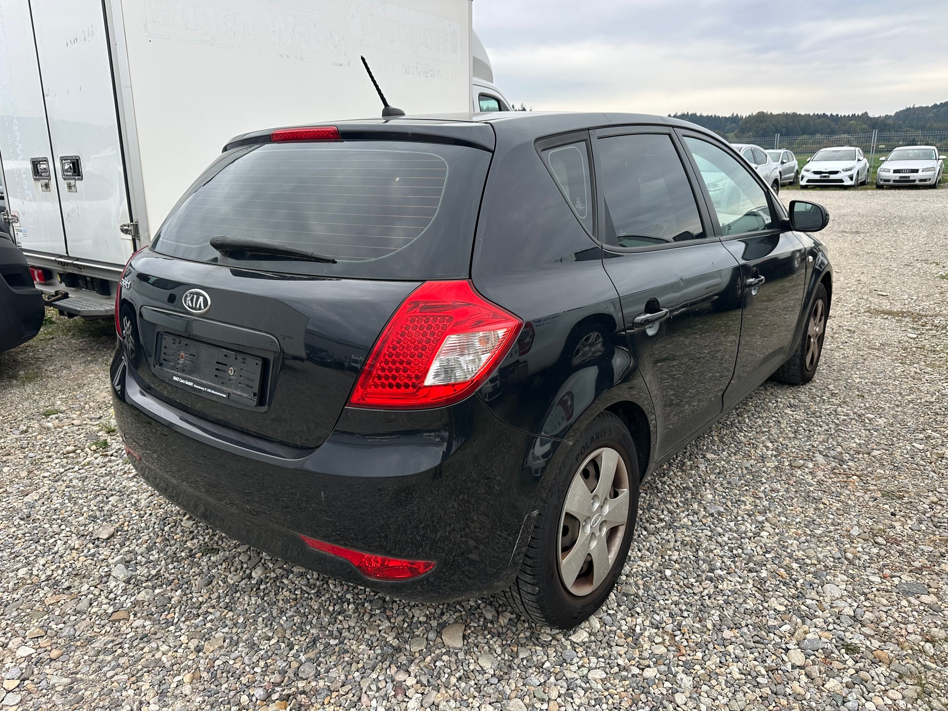 KIA Cee'd 1.6 CRDi Trend-image-3