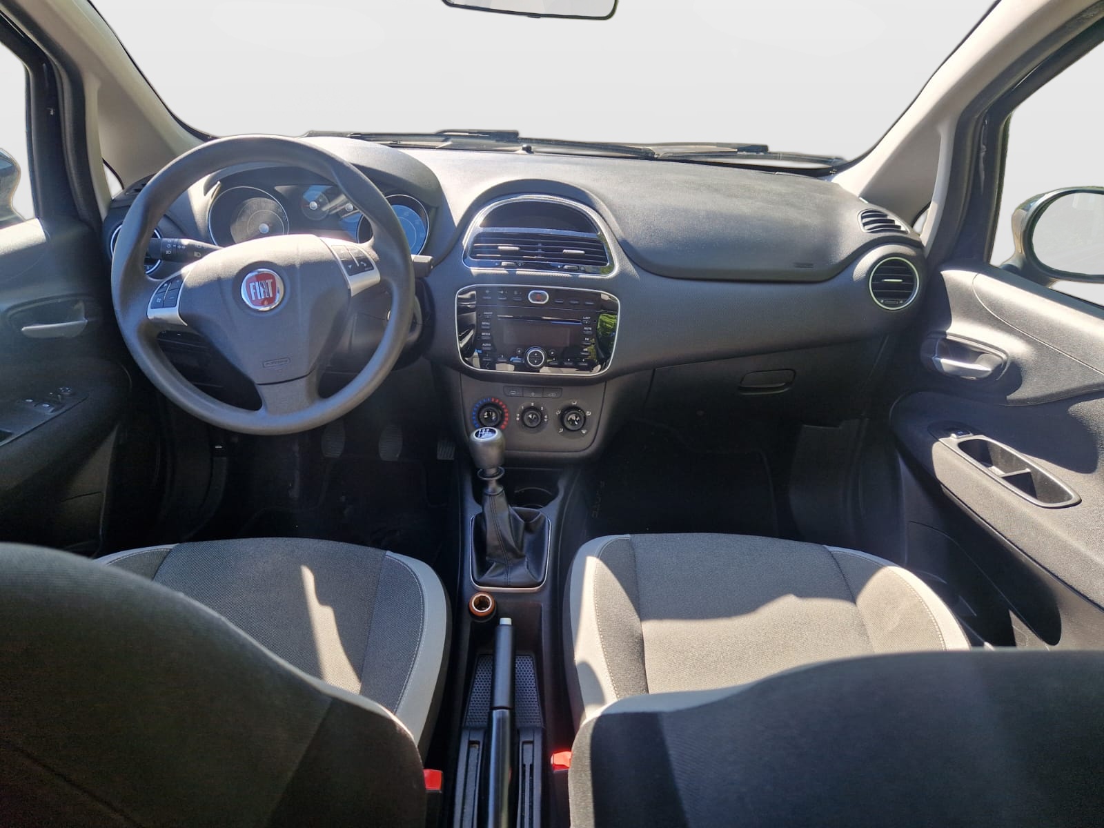 FIAT Punto 1.4 Easy-image-6