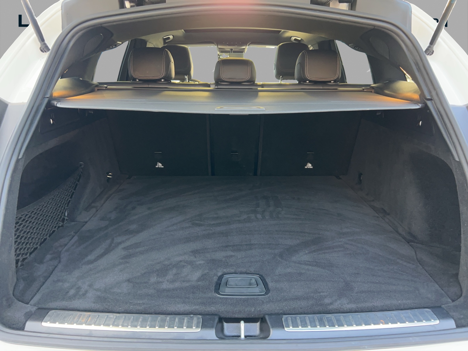 MERCEDES-BENZ EQC 400 4Matic EQ Star-image-14
