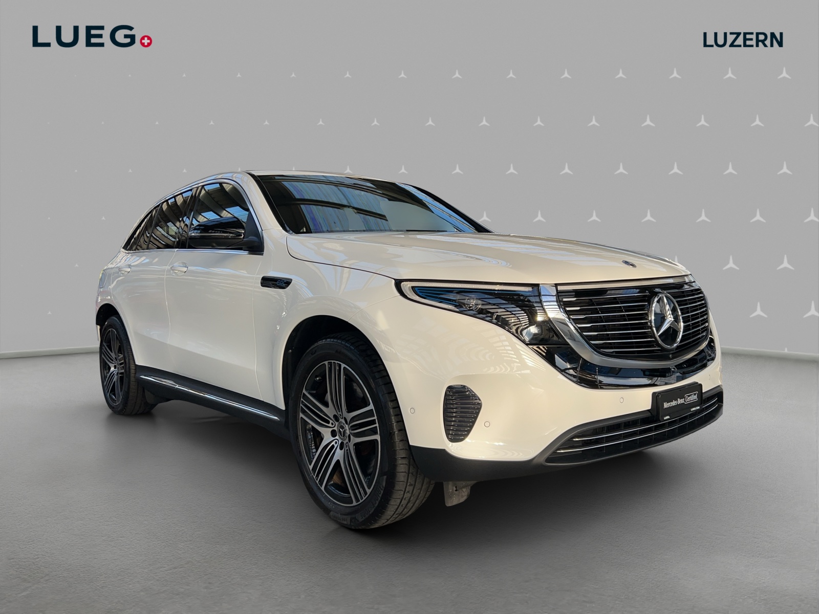 MERCEDES-BENZ EQC 400 4Matic EQ Star-image-4