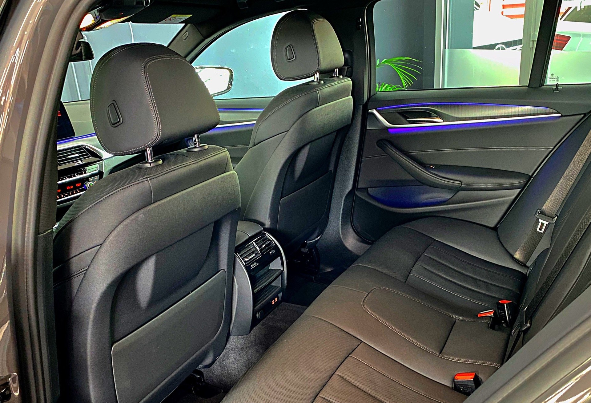 BMW 520 d Touring Sport Line Steptronic-image-7