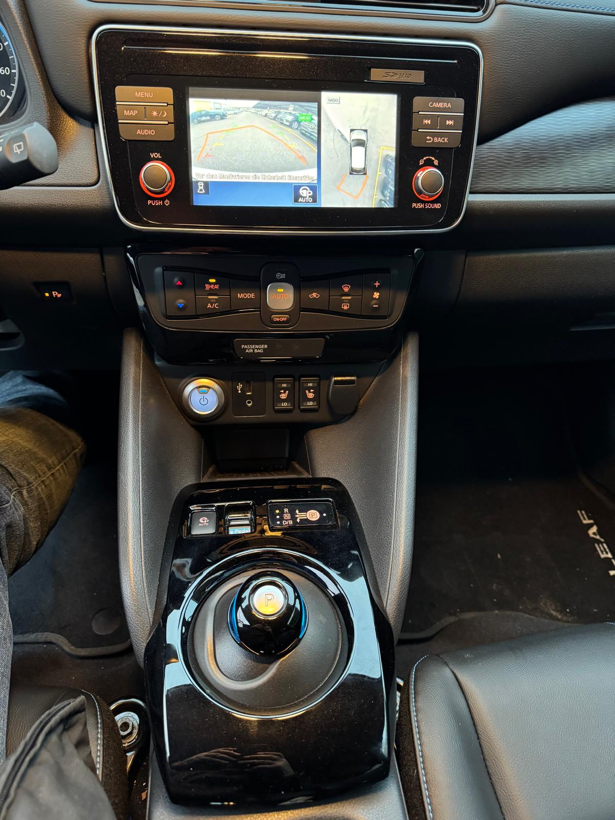 NISSAN Leaf Acenta (incl. batt)-image-13