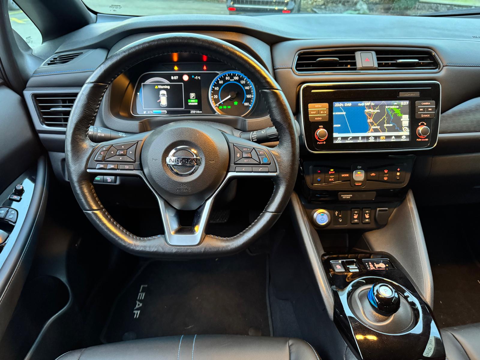 NISSAN Leaf Acenta (incl. batt)-image-12