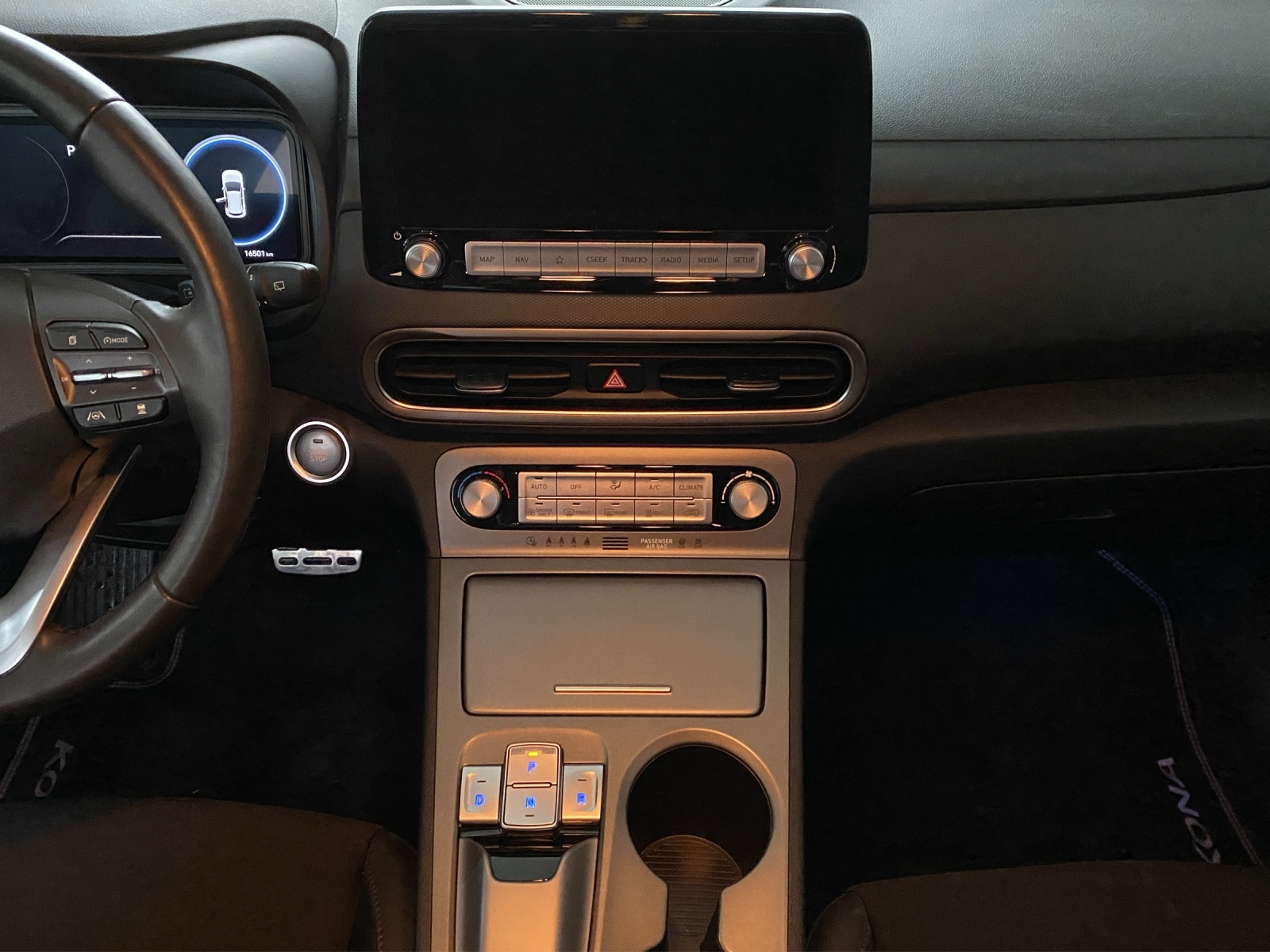 HYUNDAI Kona Electric Amplia-image-13