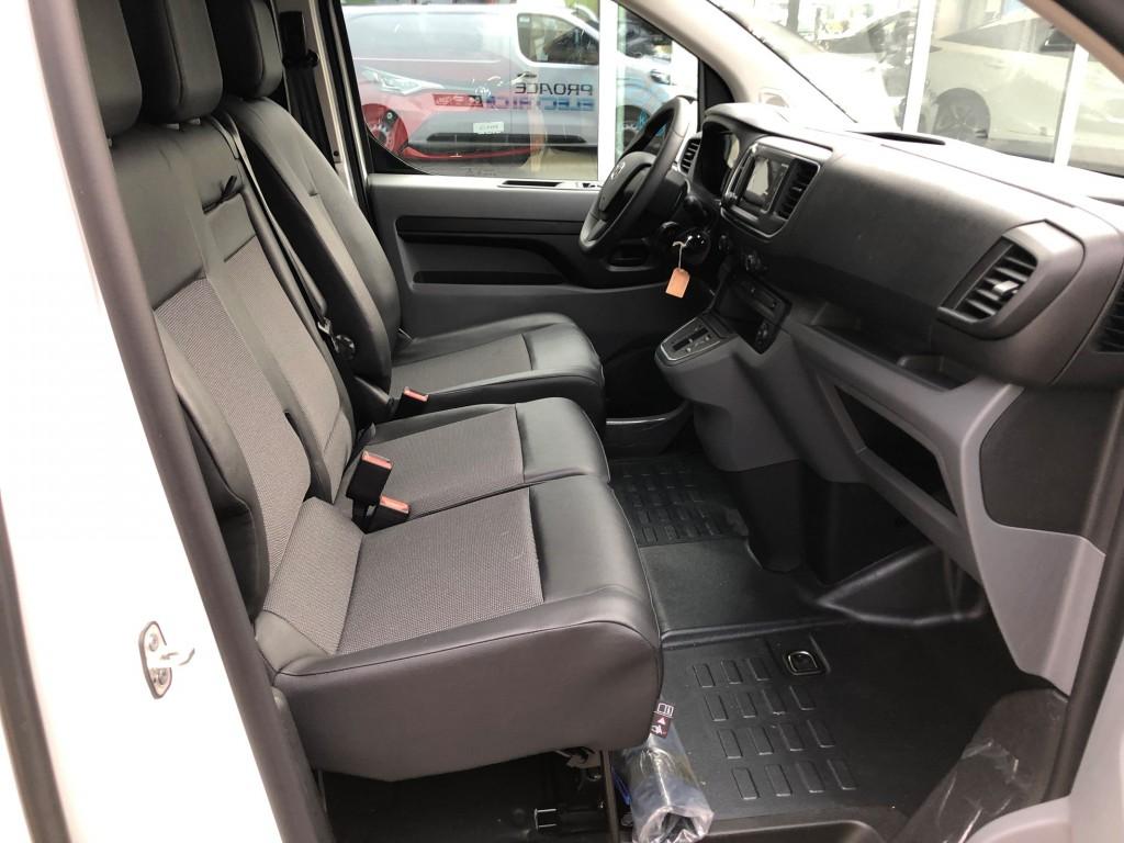 TOYOTA PROACE Van L1 75KWh Active-image-13