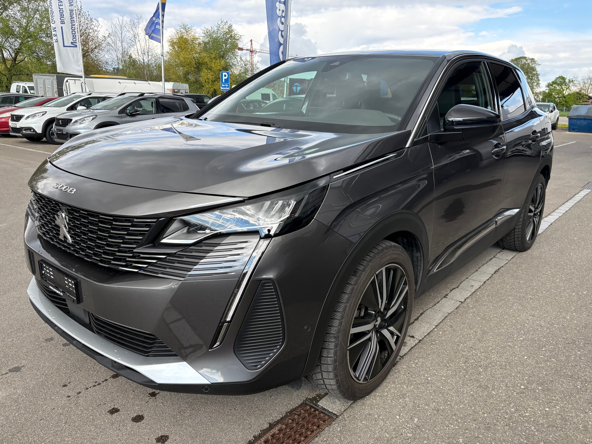 PEUGEOT 3008 1.6 Plug-in Hybrid Allure Pack-image-2