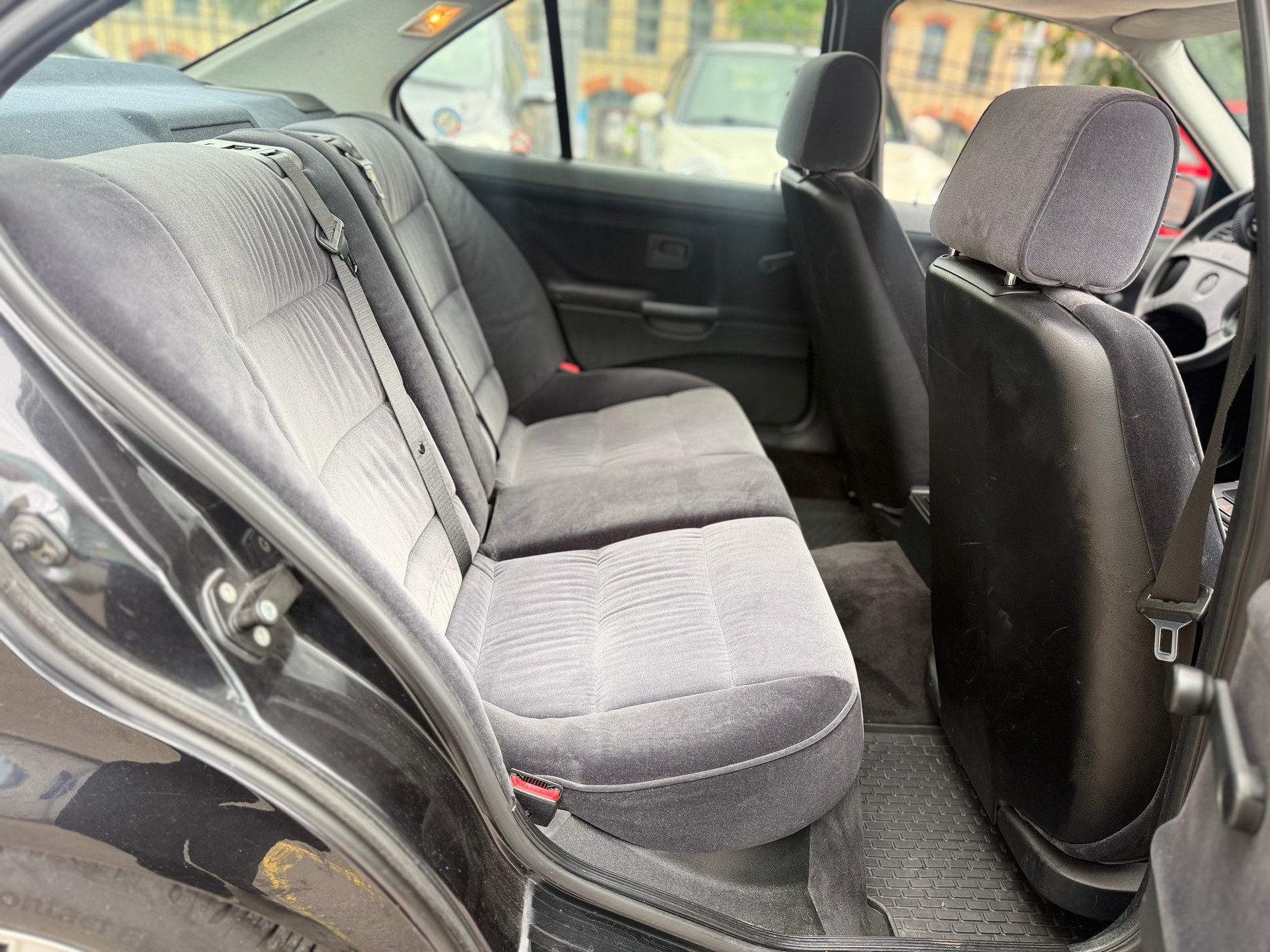 BMW 320i A ABS-image-15