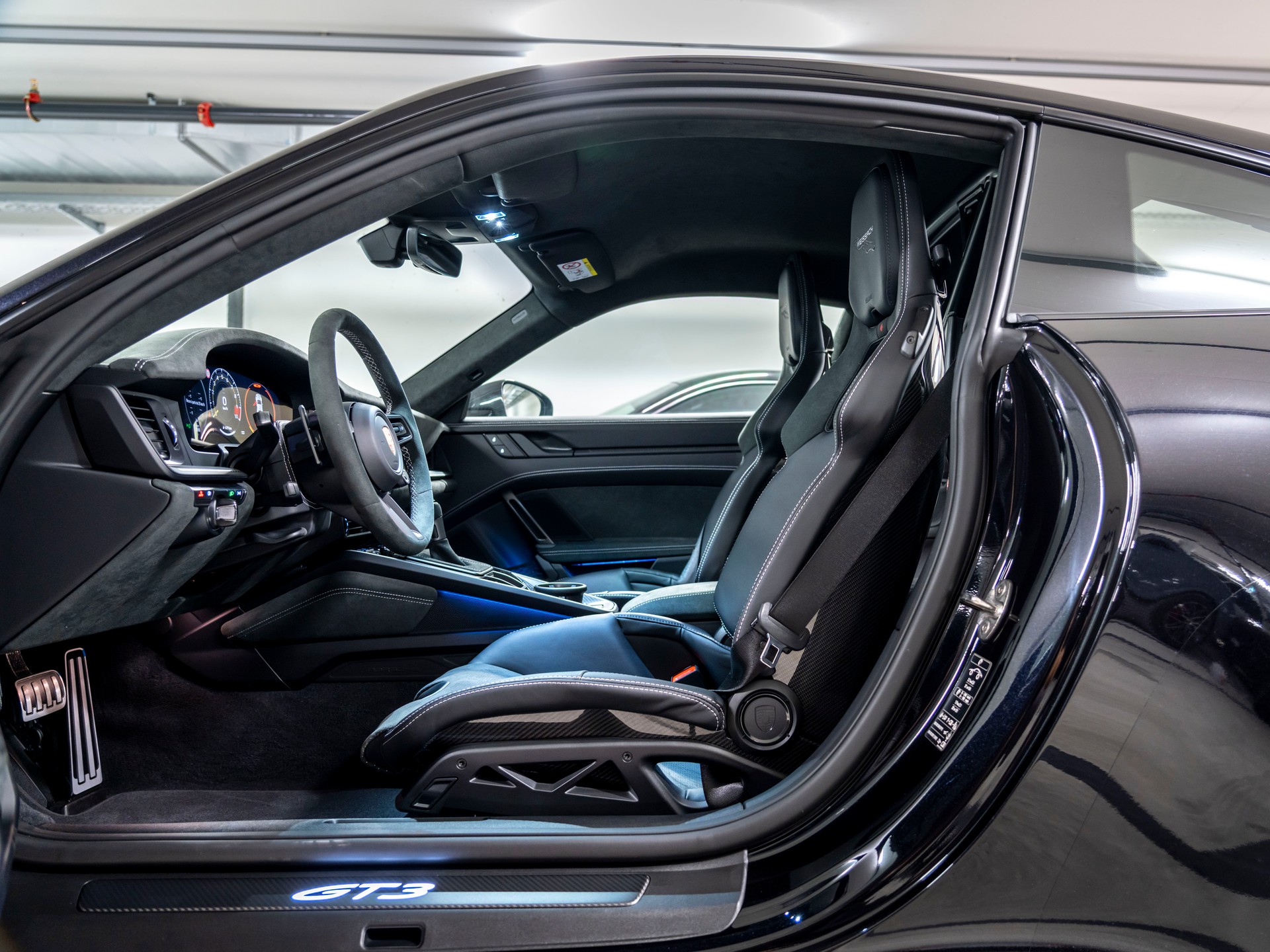 PORSCHE 911 GT3 PDK-image-13