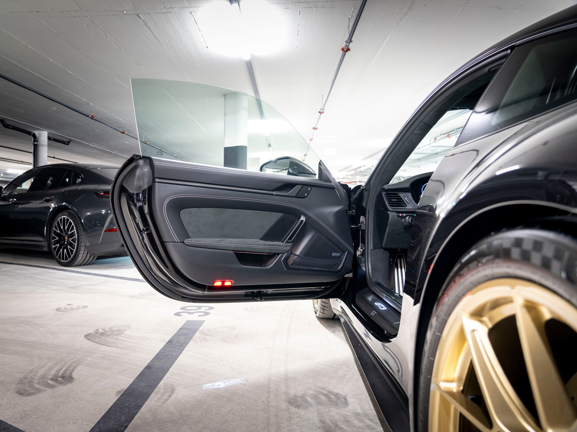 PORSCHE 911 GT3 PDK-image-11