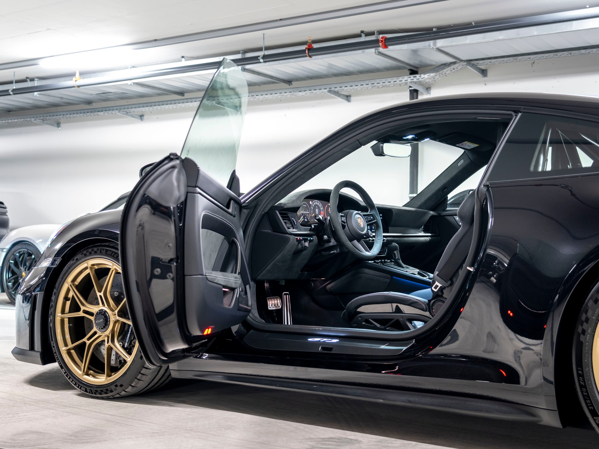 PORSCHE 911 GT3 PDK-image-12