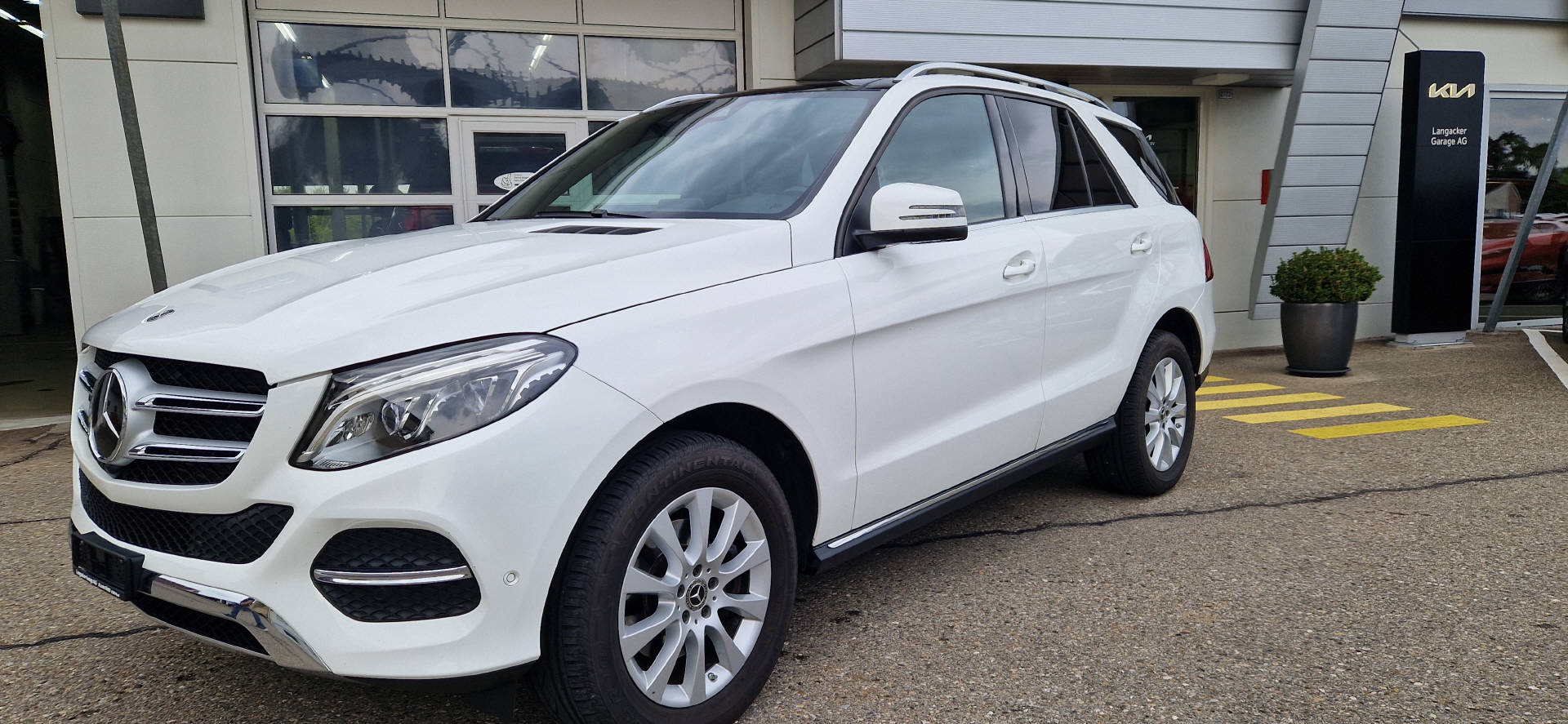 MERCEDES-BENZ GLE 250 d Matic 9G-Tronic-image-1