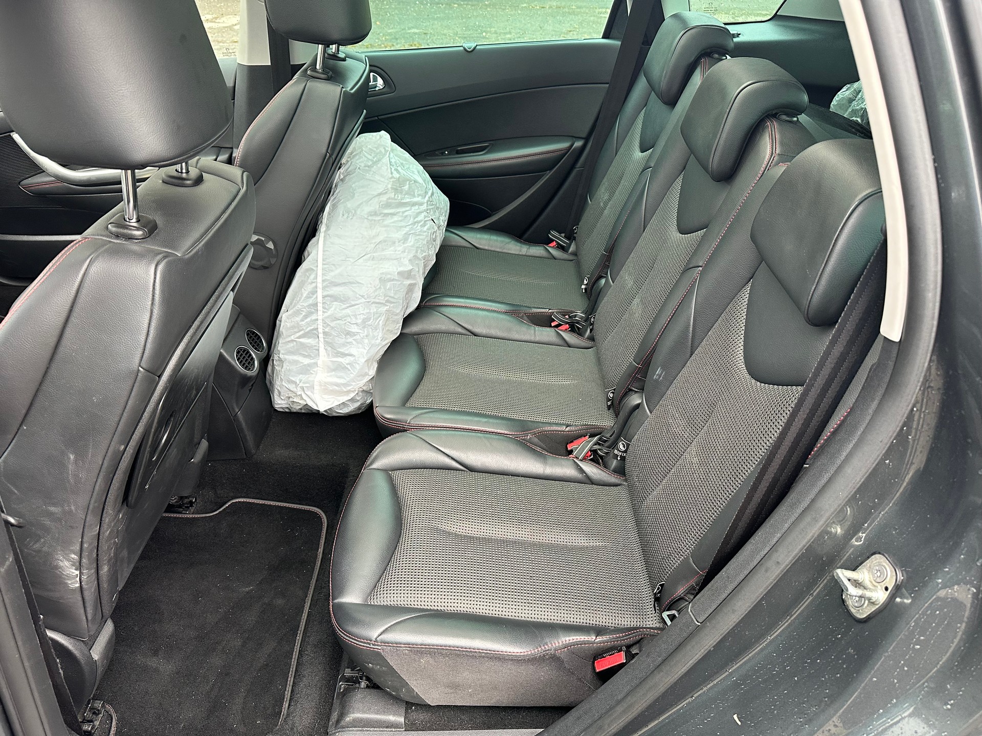 PEUGEOT 308 SW 1.6 Turbo FIXPREIS-image-12
