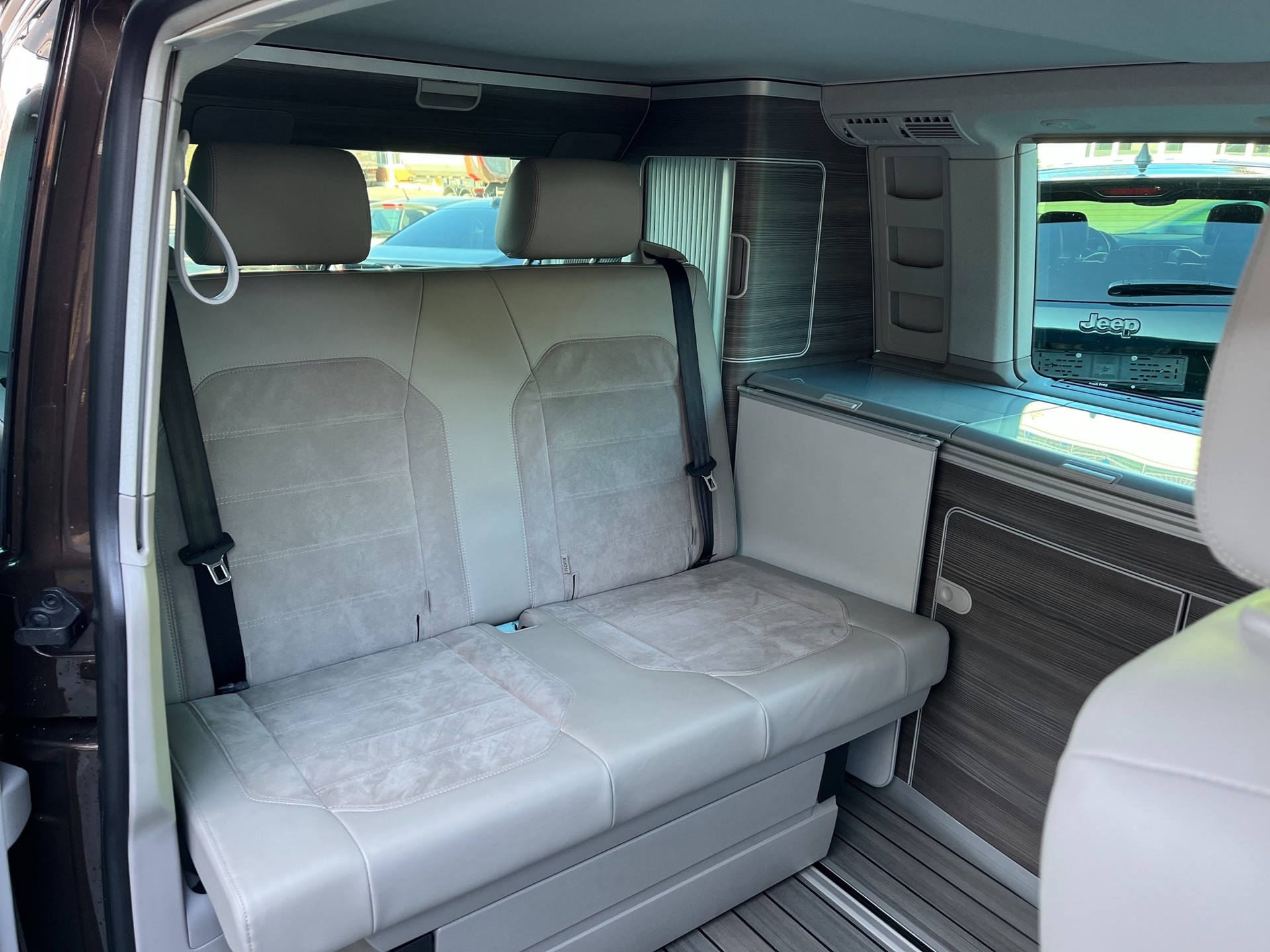 VW T6 California 2.0 TDI Ocean GREY 4Motion DSG-image-4