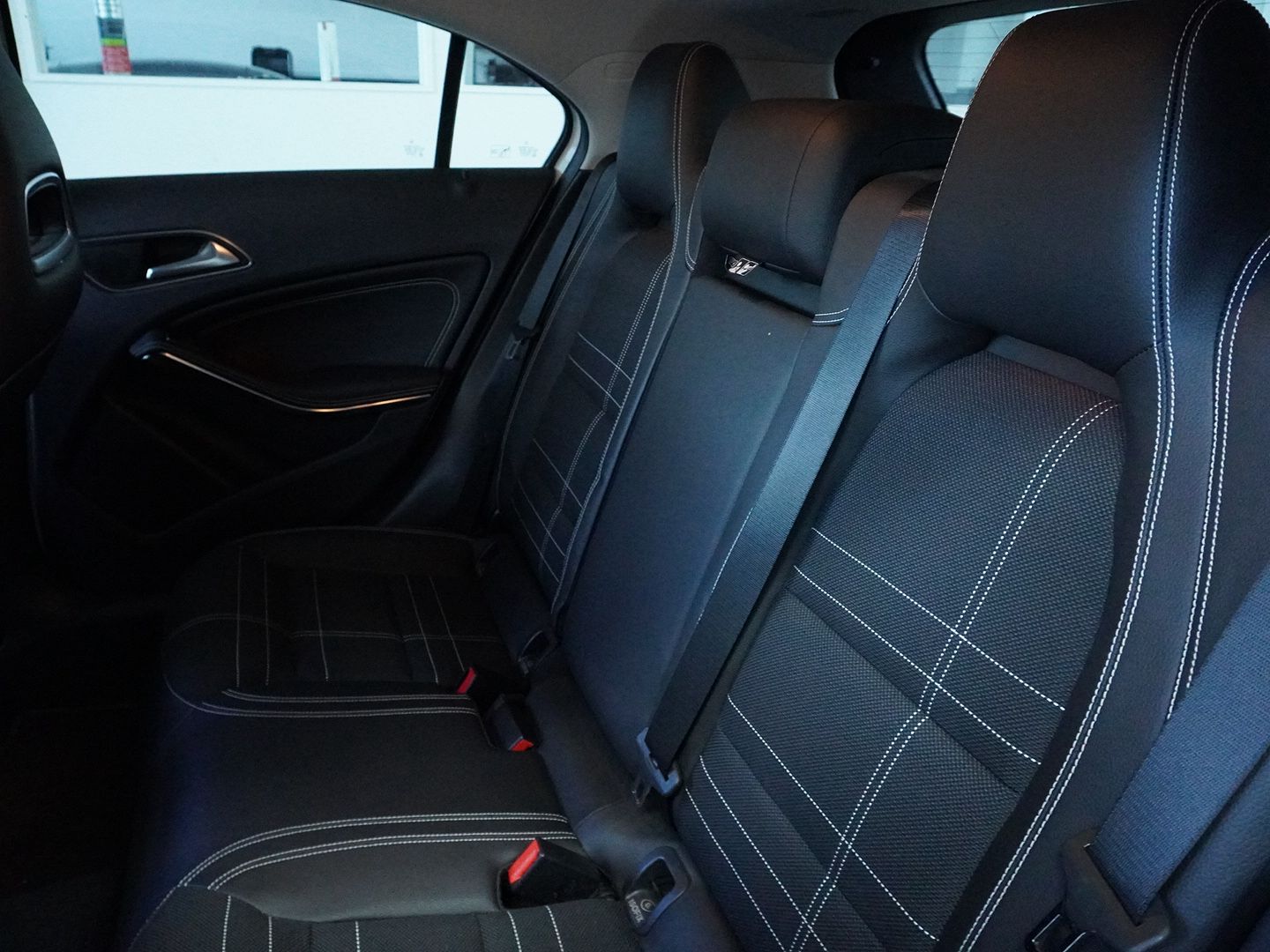 MERCEDES-BENZ A 200 Night Star-image-5