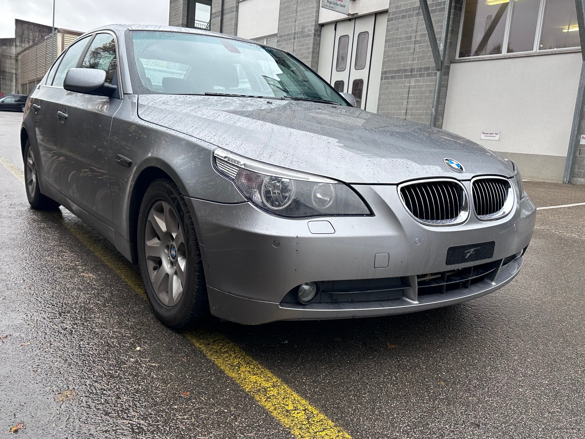 BMW 523-image-1